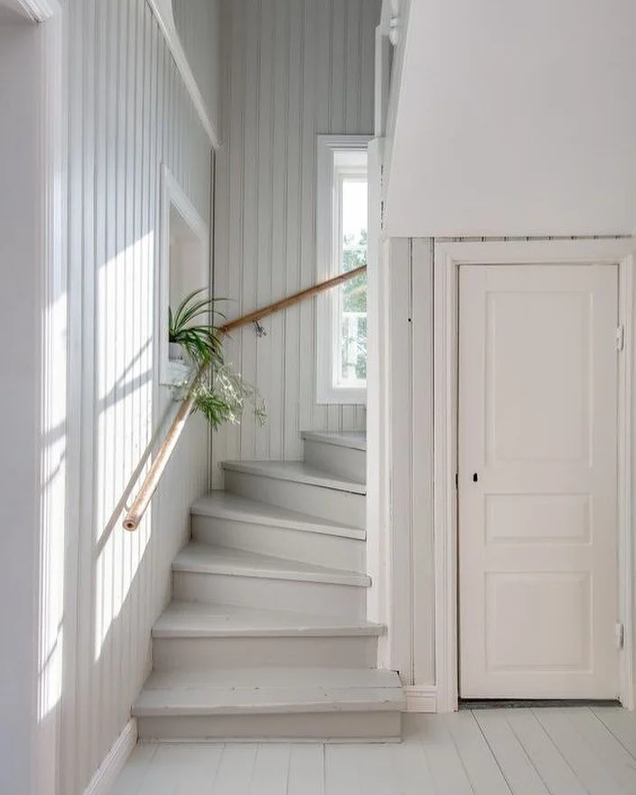 A clean quiet corner 🤍
-
-
-
-
#staircase #antique #rustic #farmhouse #monochromatic #interiordesign