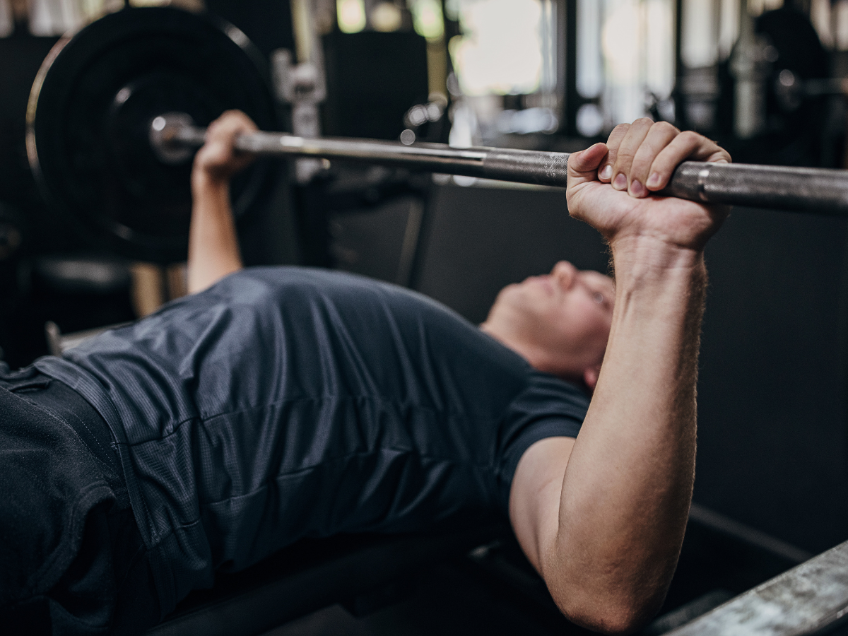 Why Your Weightlifting Sets Are Too Easy And How to Fix Them