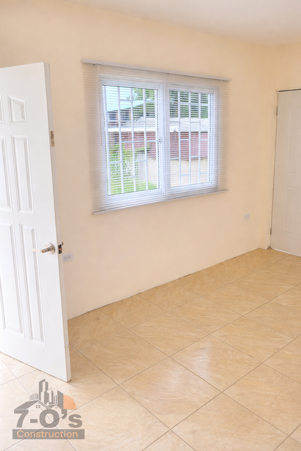 FRONT DOOR.png