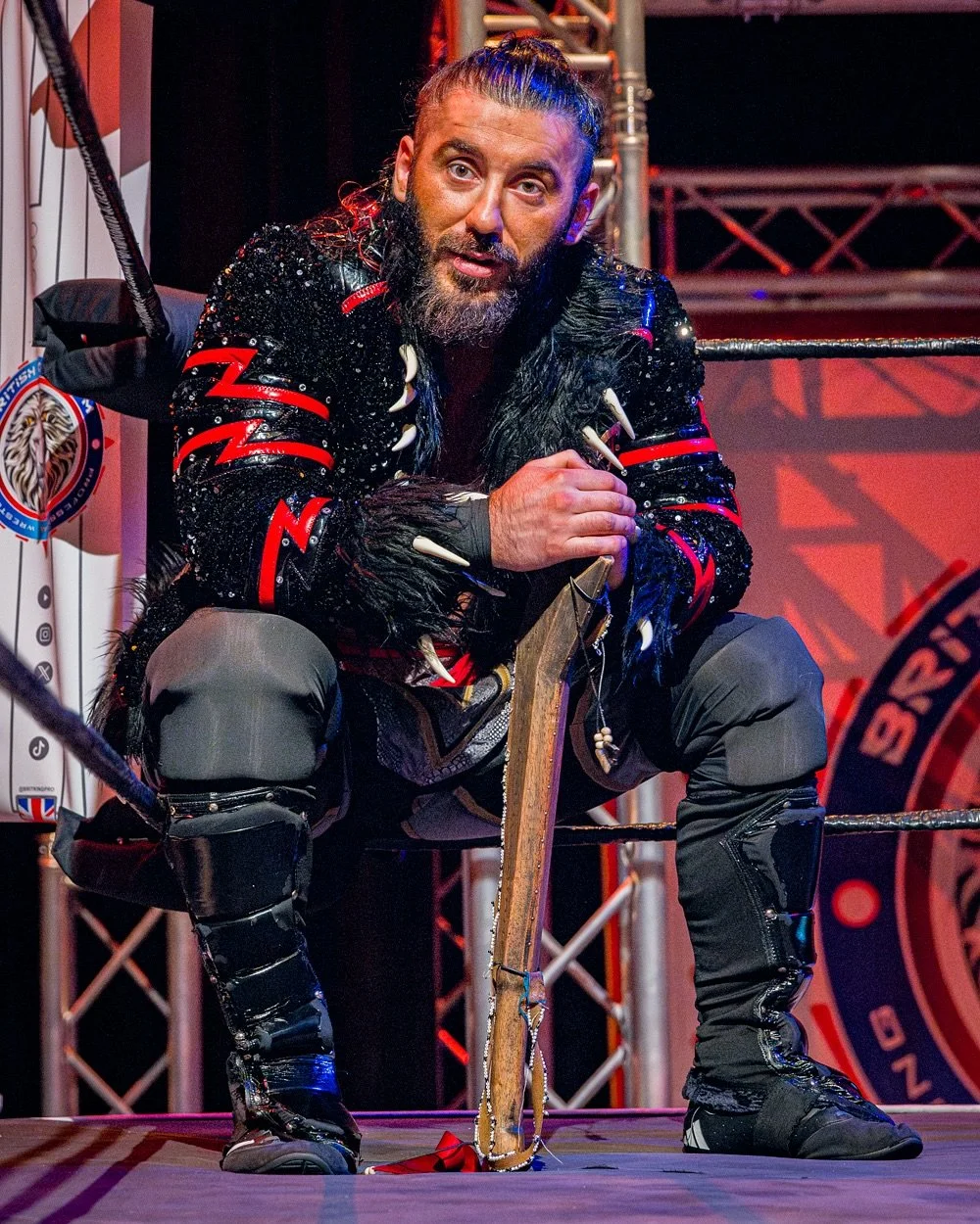 N O T J U S T O N E M O M E N T

Most people think they just need &ldquo;a few photos for the grid.&rdquo;

Real talk? You need way more than that. You need a mix of shots you can actually use: website headers, profile pics, action, quieter moments, 