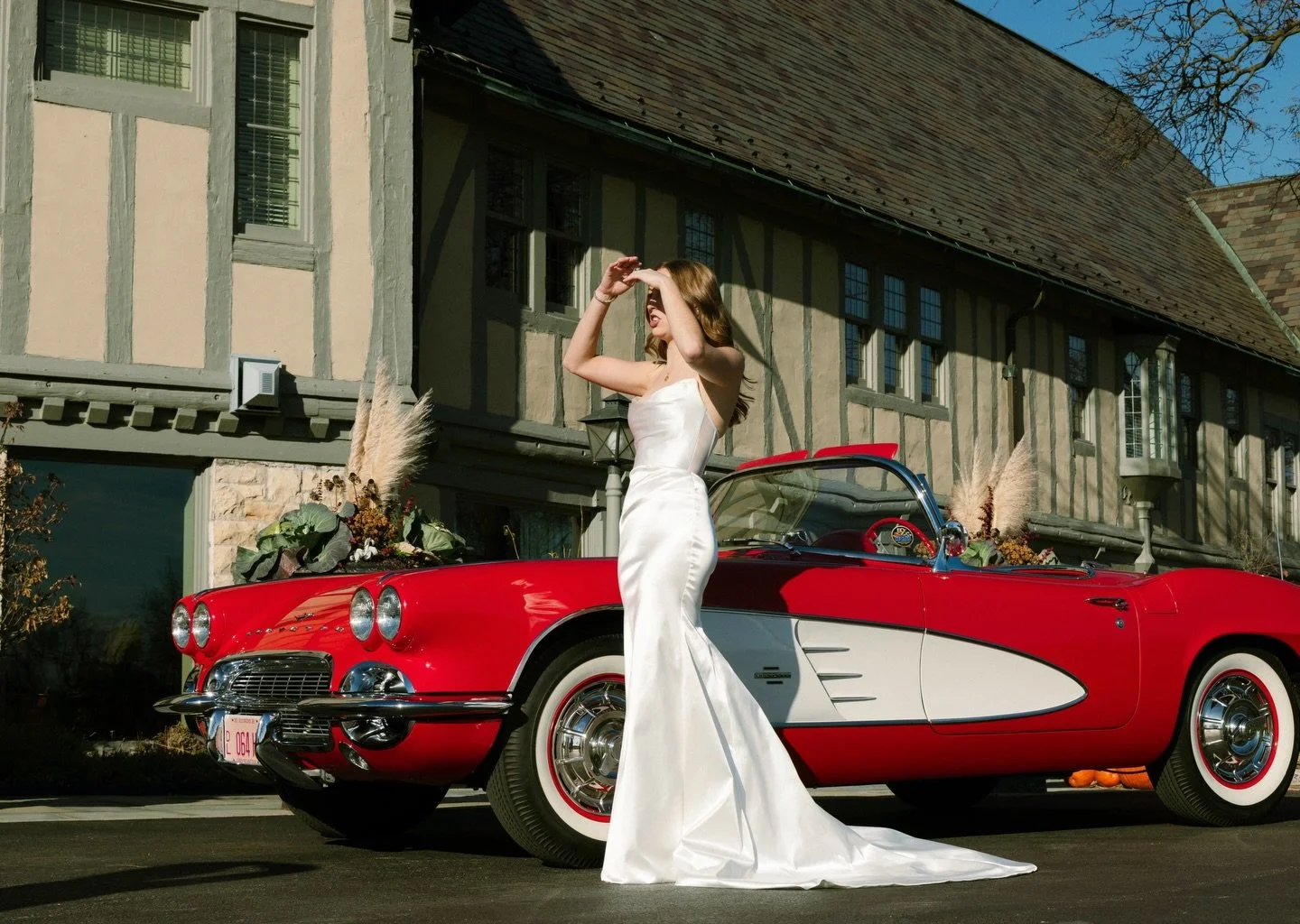 Delighted by reds lately so felt like this one deserved a permanent spot in my little corner of the internet 🍒

documentary photography &bull; wedding photography &bull; chicago wedding photography &bull; midwest wedding photography &bull; Colorado 
