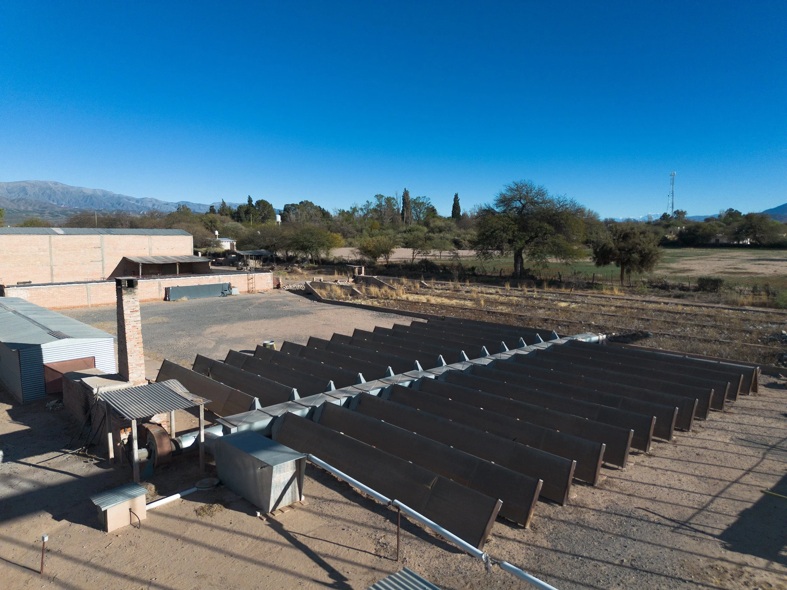 Un secador solar para productores de los Valles Calchaquíes