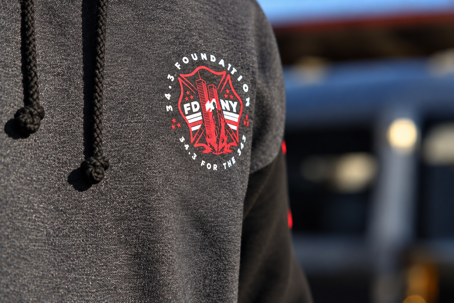 HOODIE_3.png