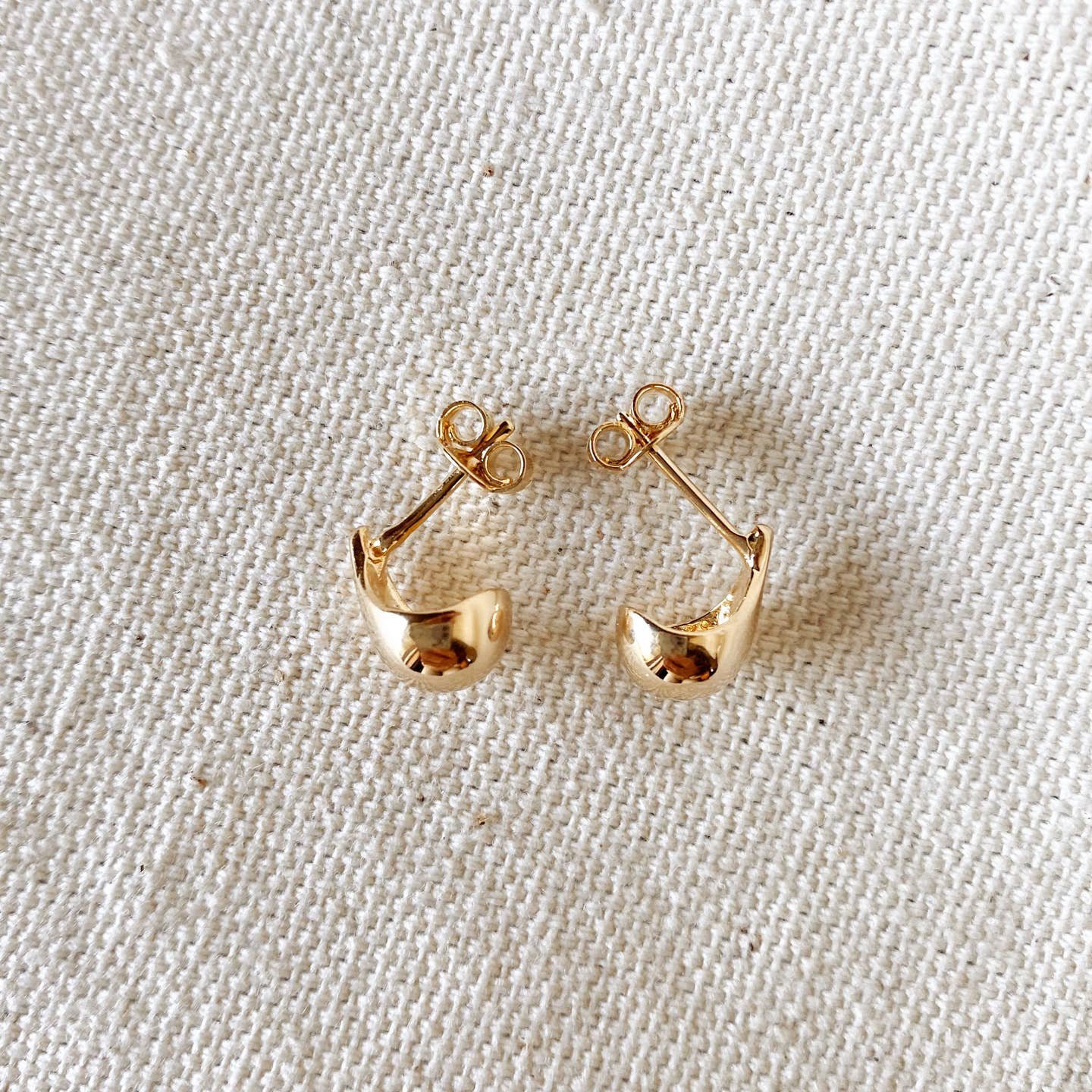 Mini Teardrop Stud