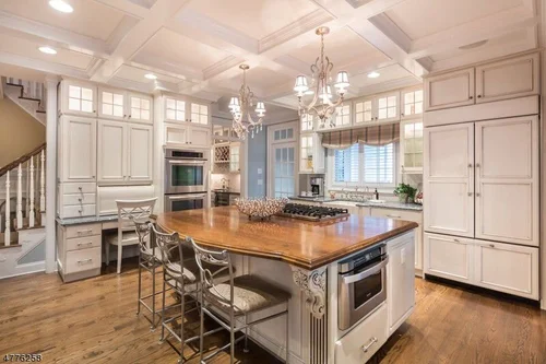 Kitchen remodel by SRQ Building Group