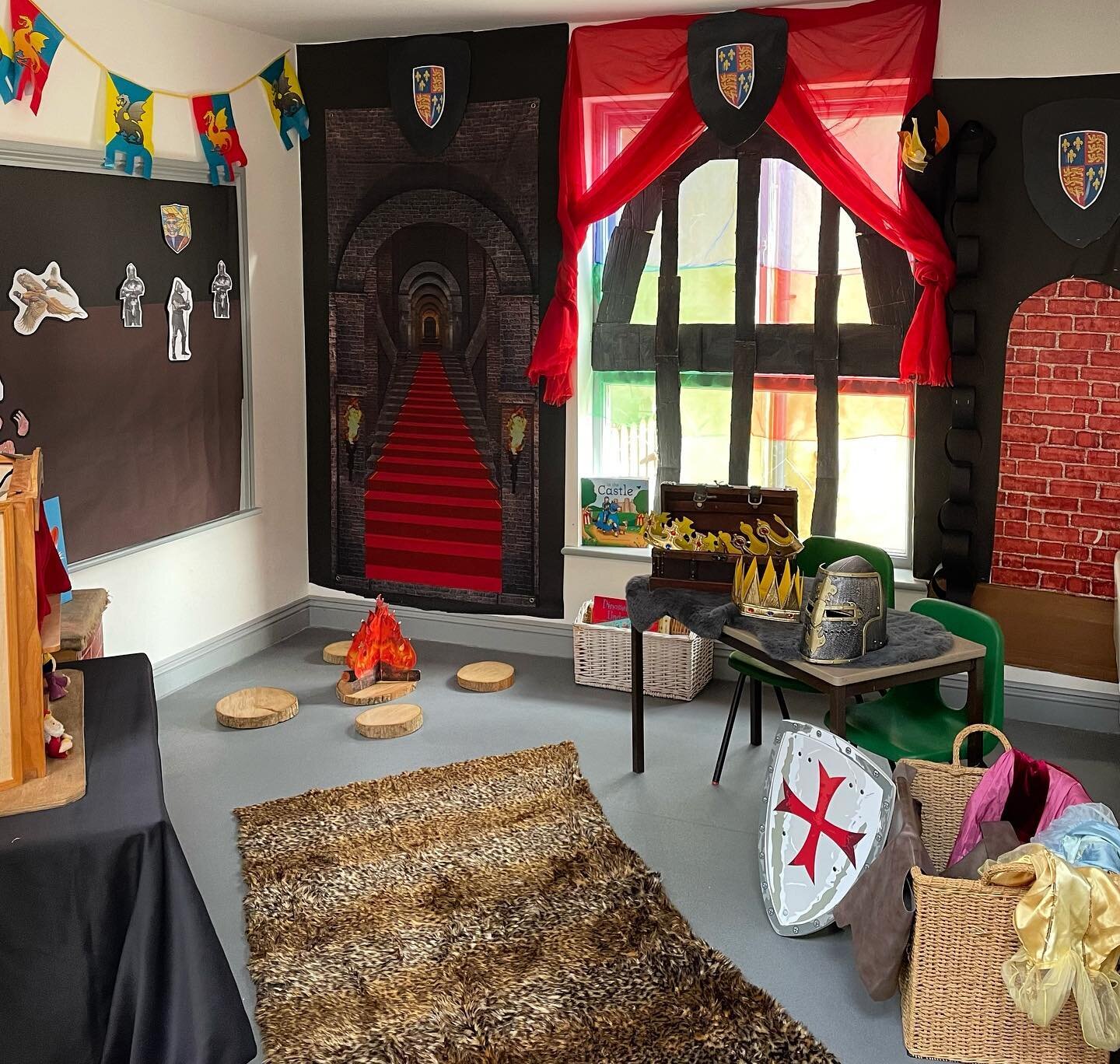 Now we all know we love a good role play area at Constantine Pre-School but this has got to be one of the best yet! Ready to deep dive into Medieval England next week.  #constantinepreschool #eyfsclassroom #learningthroughplay #medievalengland #histo