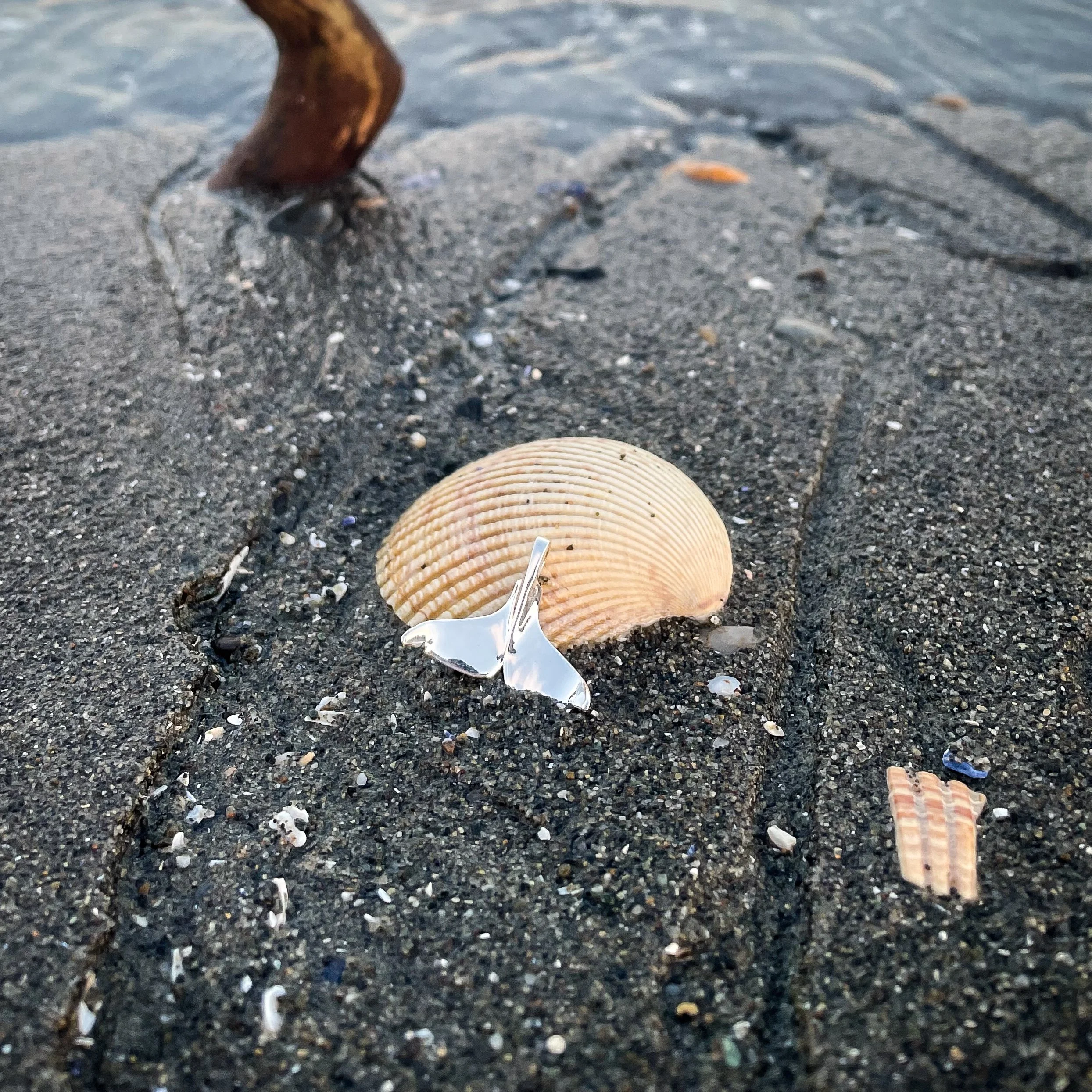 K33 Tika Fluke Silver Pendant