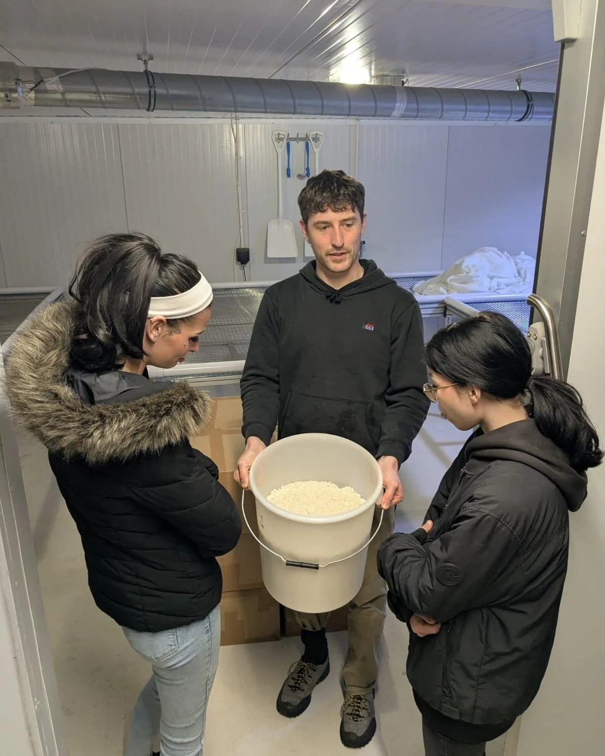 A few weeks back now we had the opportunity to visit our friends at @cratebrewery @silolondon to learn loads about the brewing and fermentation practice. Thank you so much!

Our day out was courtesyof @se_railway who generously donated TPPTG our trai