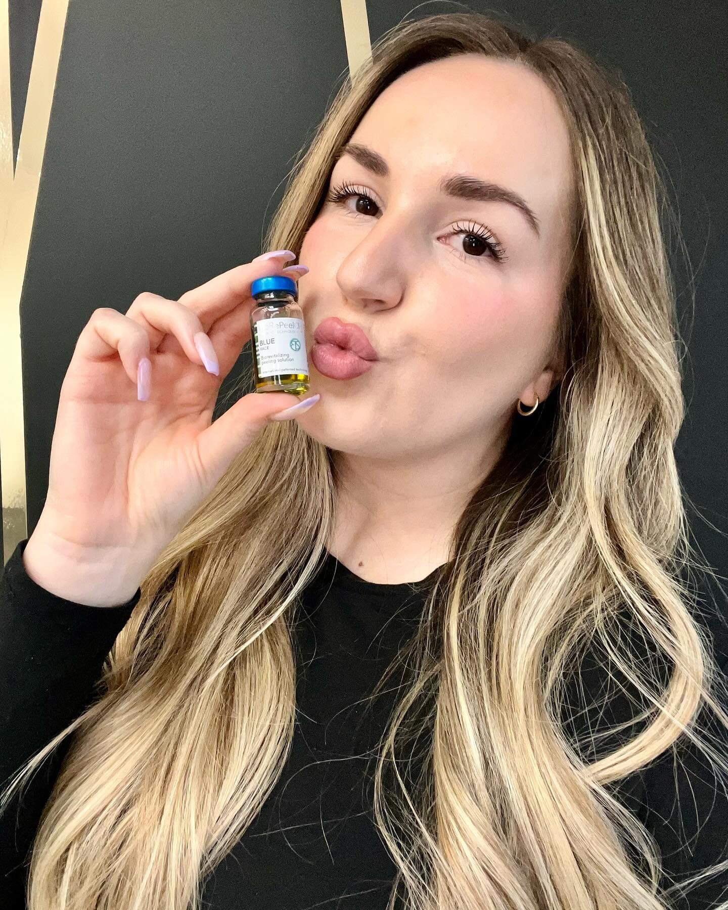 Me + BioRePeel = 💘

Swipe to see the immediate glow after a treatment ✨

Our spring promotion is running until the end of May if you&rsquo;ve been wanting to try a chemical peel 💚 Link in bio to book online!

#laserhairremovalniagara #niagara #micr