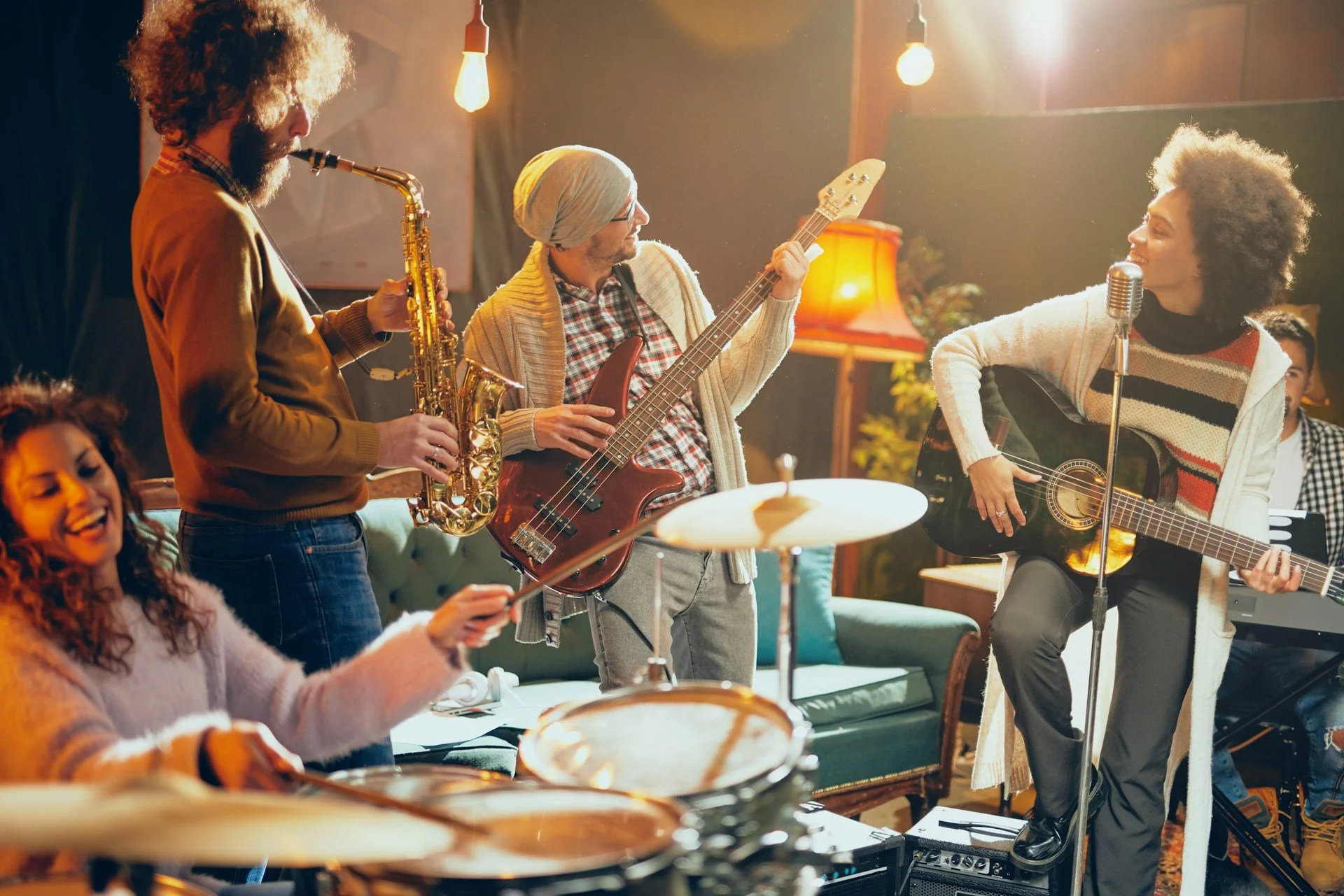 Is a Live Music Restaurant in St. Louis Right for Date Night?