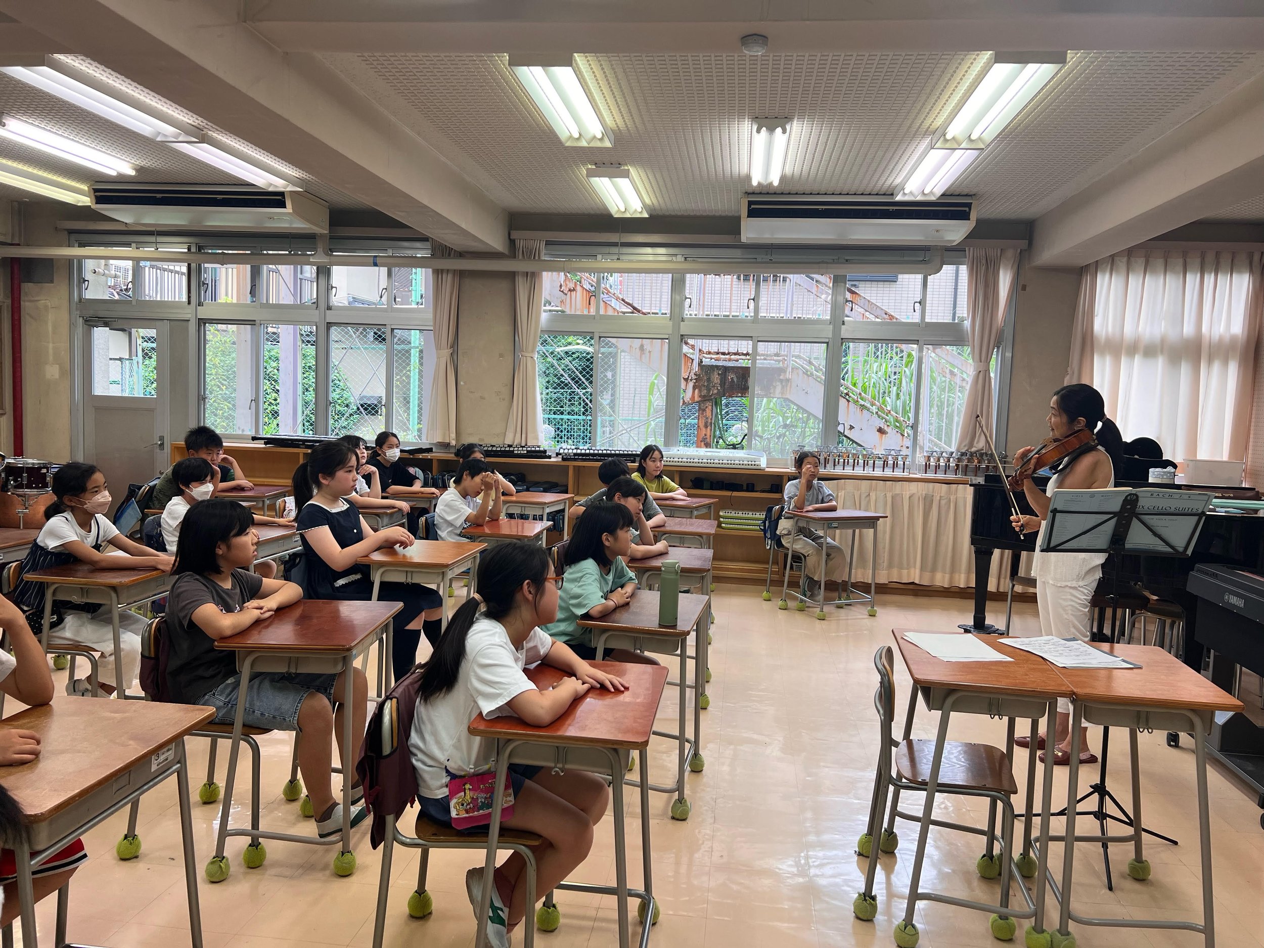 MahokoViolaSchool1.jpg
