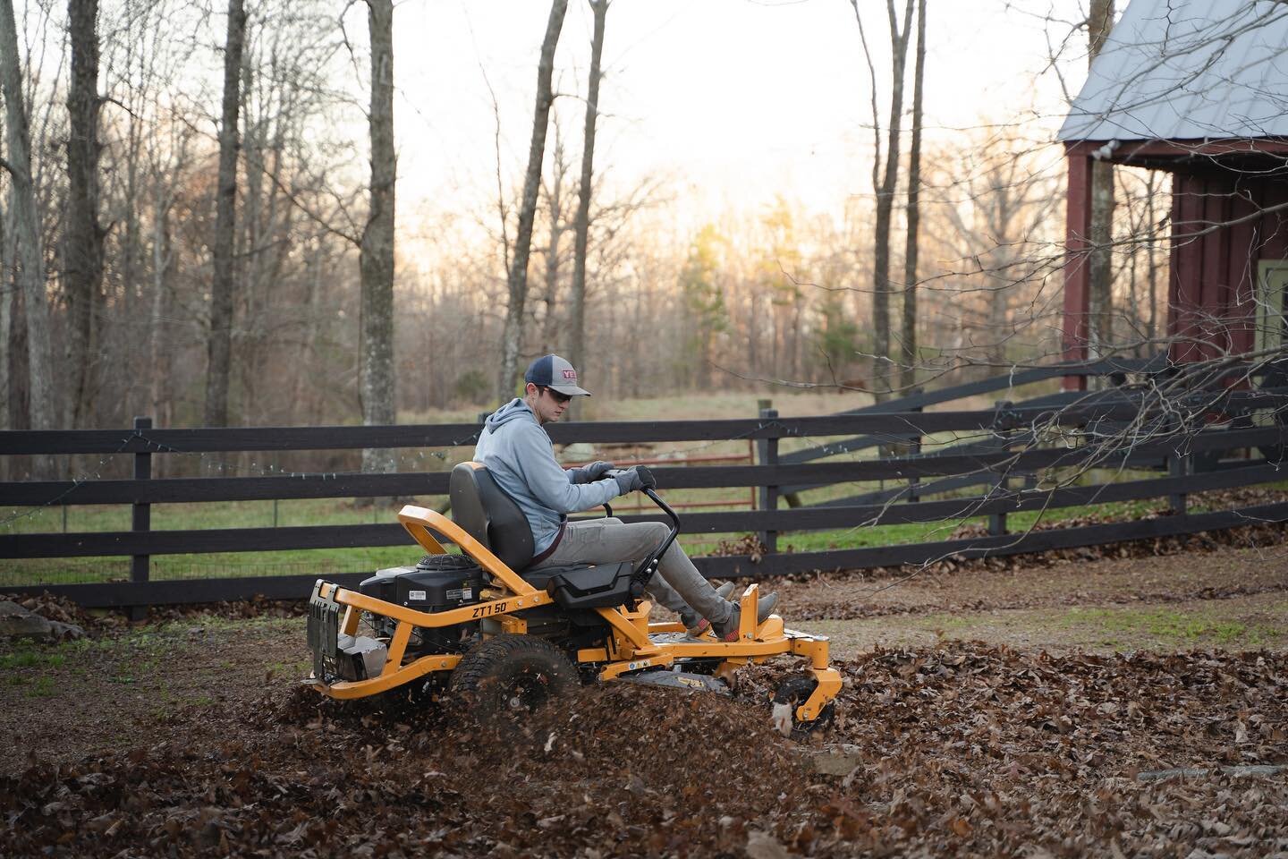 It&rsquo;s getting colder outside folks! That means the grass is slowing down and the leaves are gonna start falling. Let us clean up the leaves for you and don&rsquo;t forget about overseeding this winter! We can make your grass all new again for ne