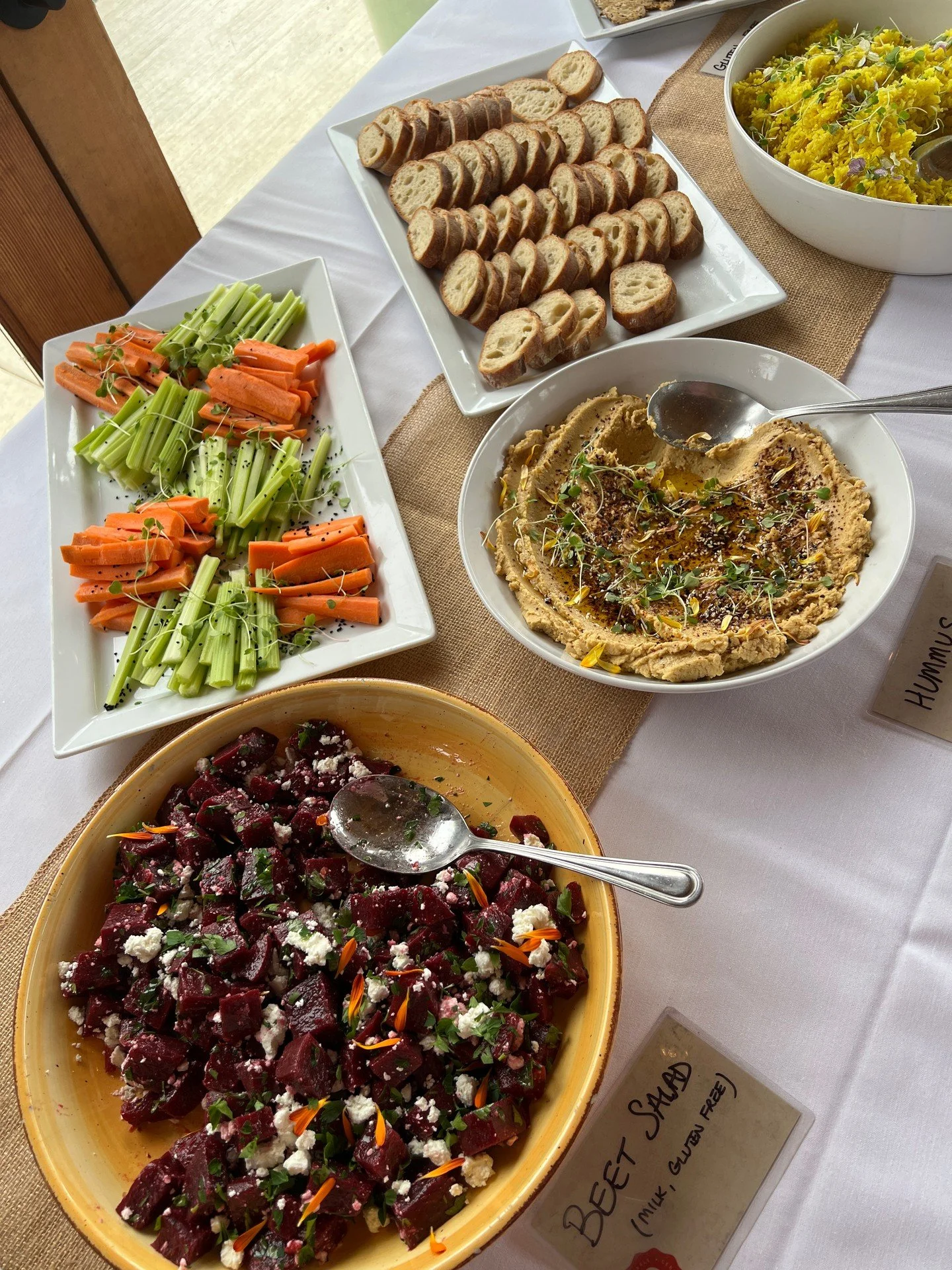 Thank you to everyone who came to our spring club pick-up party on Sunday! It was great getting to see so many of you, share the new wines, and eat bobotie together (you can find the bobotie recipe on my website)! ❤️

#lolatiwines #sherwoodoregon #wi