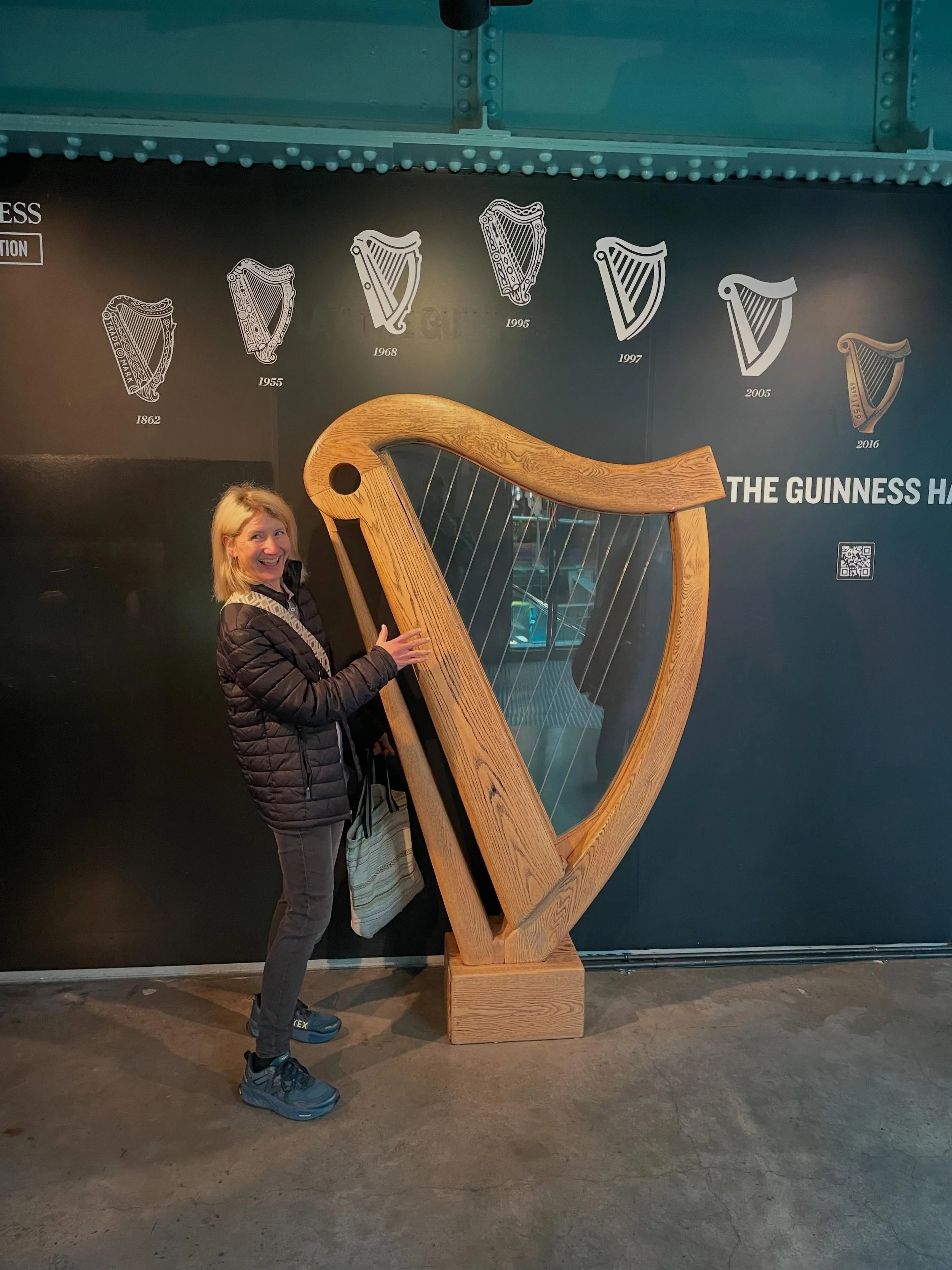 Sometimes I drink beer so why not do it in Ireland?! We thought we would use the hotel gym this morning after arriving last night before starting our day but instead we slept until 10 am and went straight to the Guinness Storehouse for a tour, lunch 