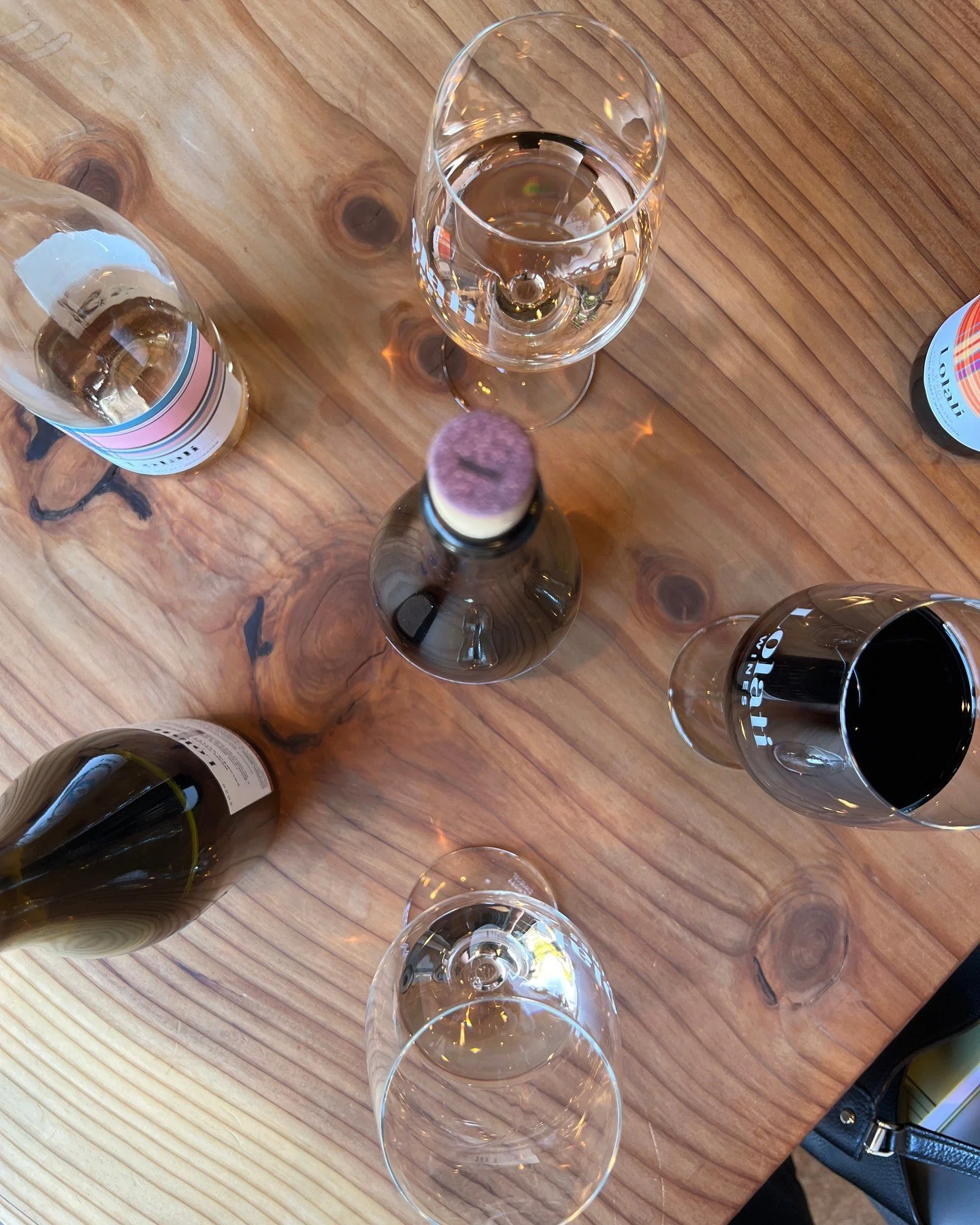Spring Sips by @tualatinvalley starts this weekend! 🥂

Sign up in seconds to get your digital passport, and instantly unlock exclusive offers throughout Tualatin Valley. Guests with a passport will receive 15% savings on 4+ bottles at the Lolati Tas