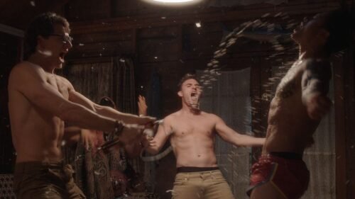 slumber-party-massacre-2021-bild-2-500x281.jpg