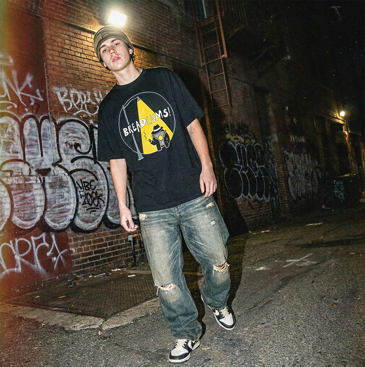 BlackT_streetwear-AIMOCK.png