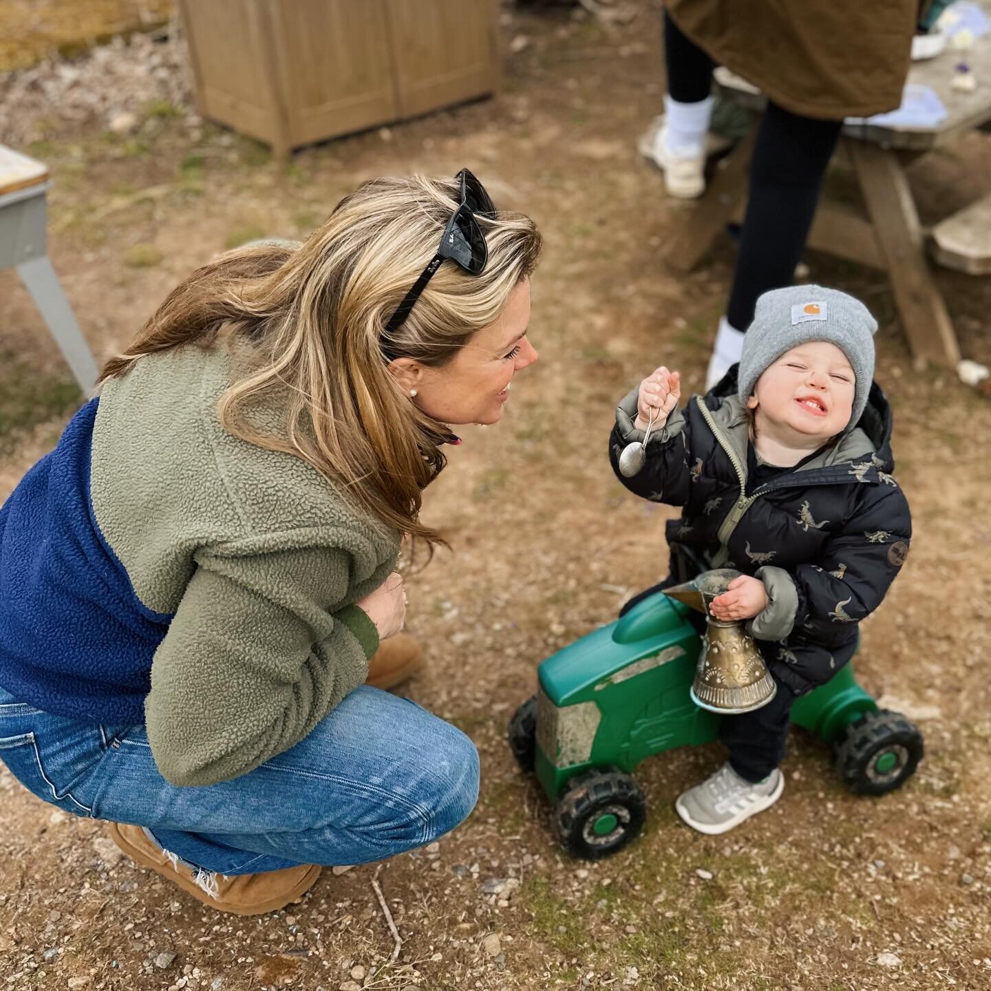 Another magical day at Little Lunas!🌟We&hellip;

🌿Learned about the arctic hare.
🌿Created masterpieces with our nature playdough. 
🌿Whipped up mud pies in our mud kitchen.
🌿Built cozy homes for our arctic pals.
🌿Discovered the unexpected joy of