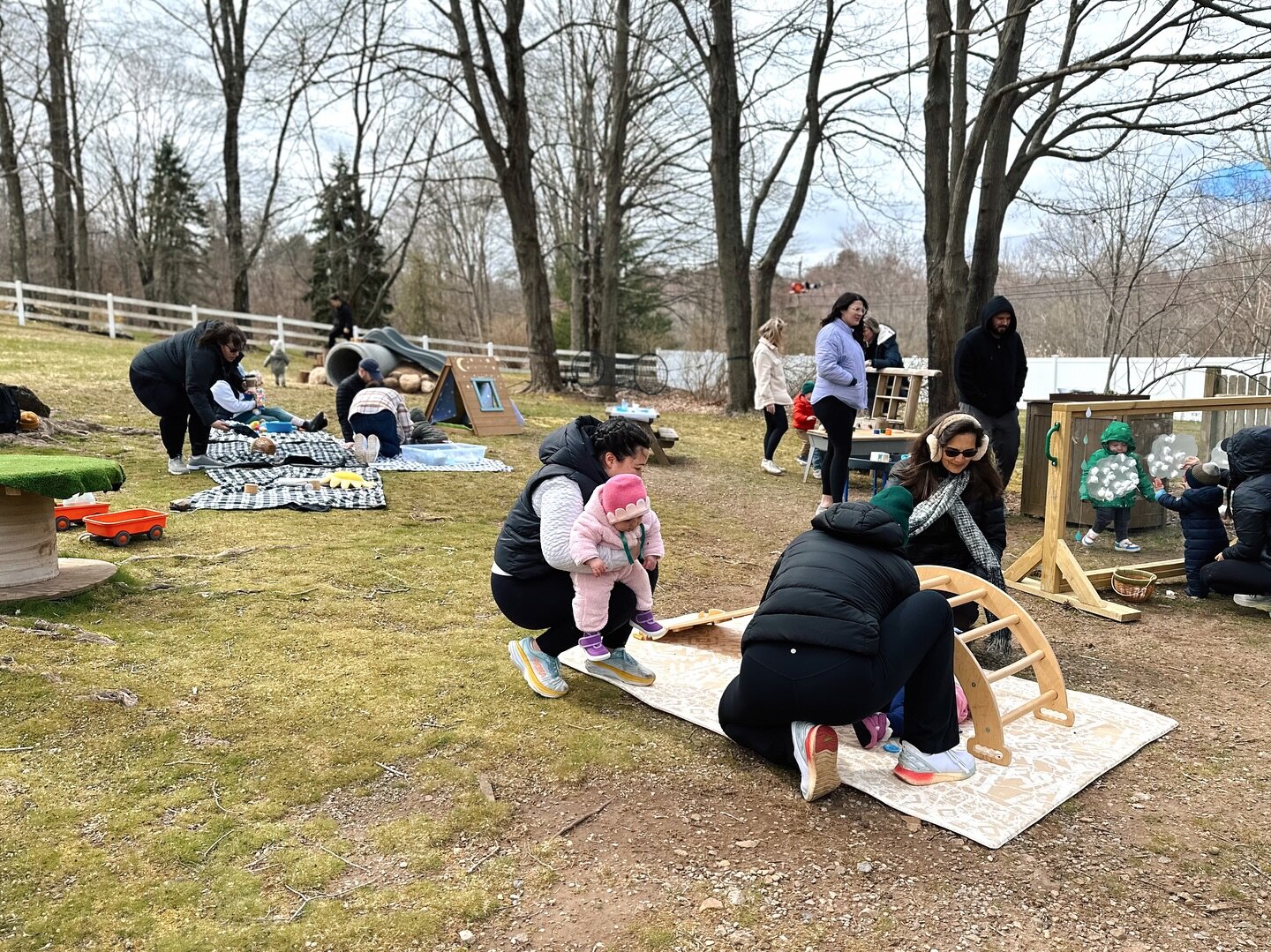 There&rsquo;s nothing quite like witnessing parents, caregivers, and kids come together to explore and bond in our outdoor oasis! 💛 

Want to join the fun? Our Mini Lunas and Little Lunas spring season may be sold out, but there&rsquo;s still space 