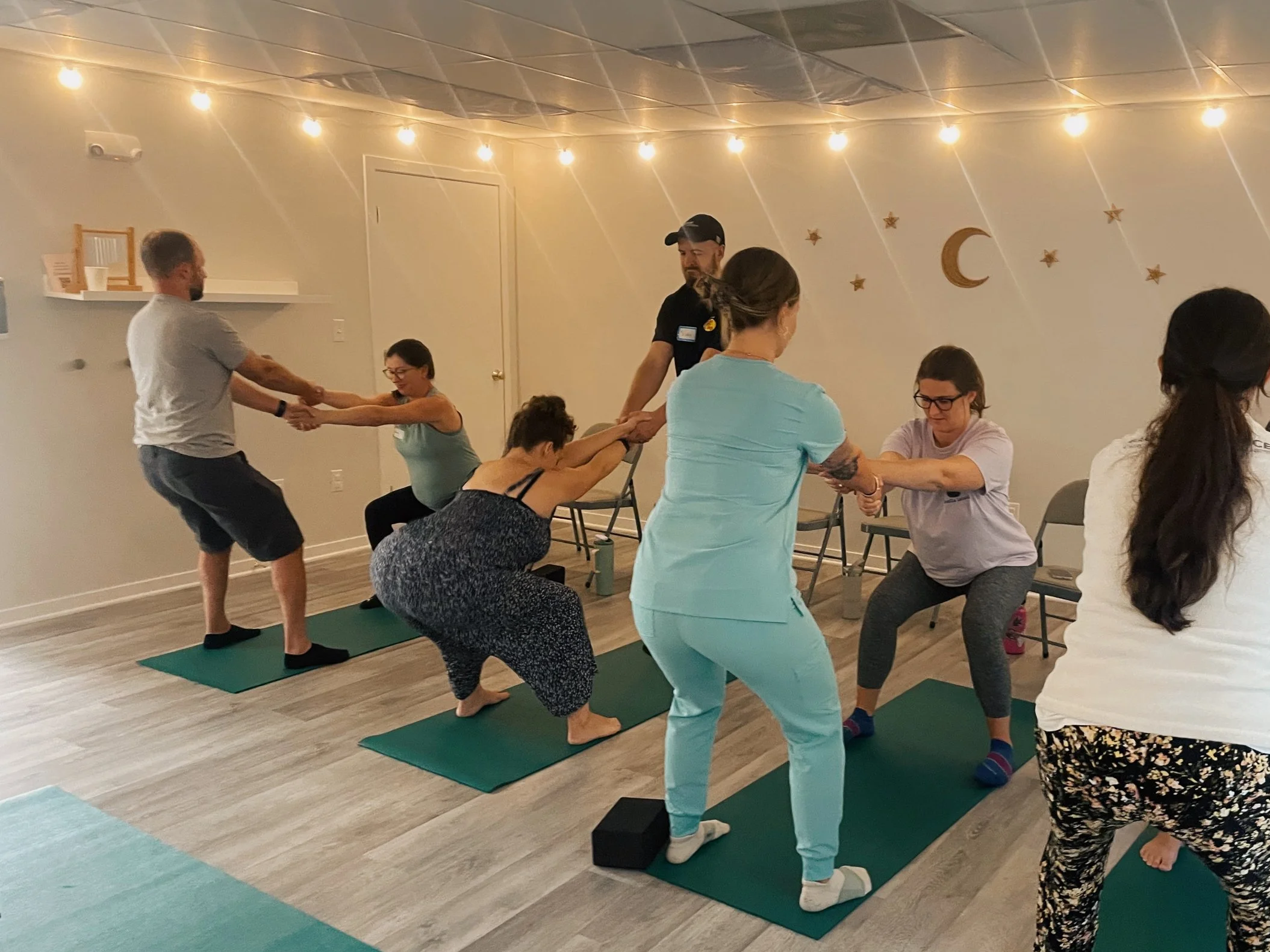 Optimal Fetal Positioning Workshop for expectant parents at Mother Luna, led by Dr. V, chiropractor and birth preparation educator.