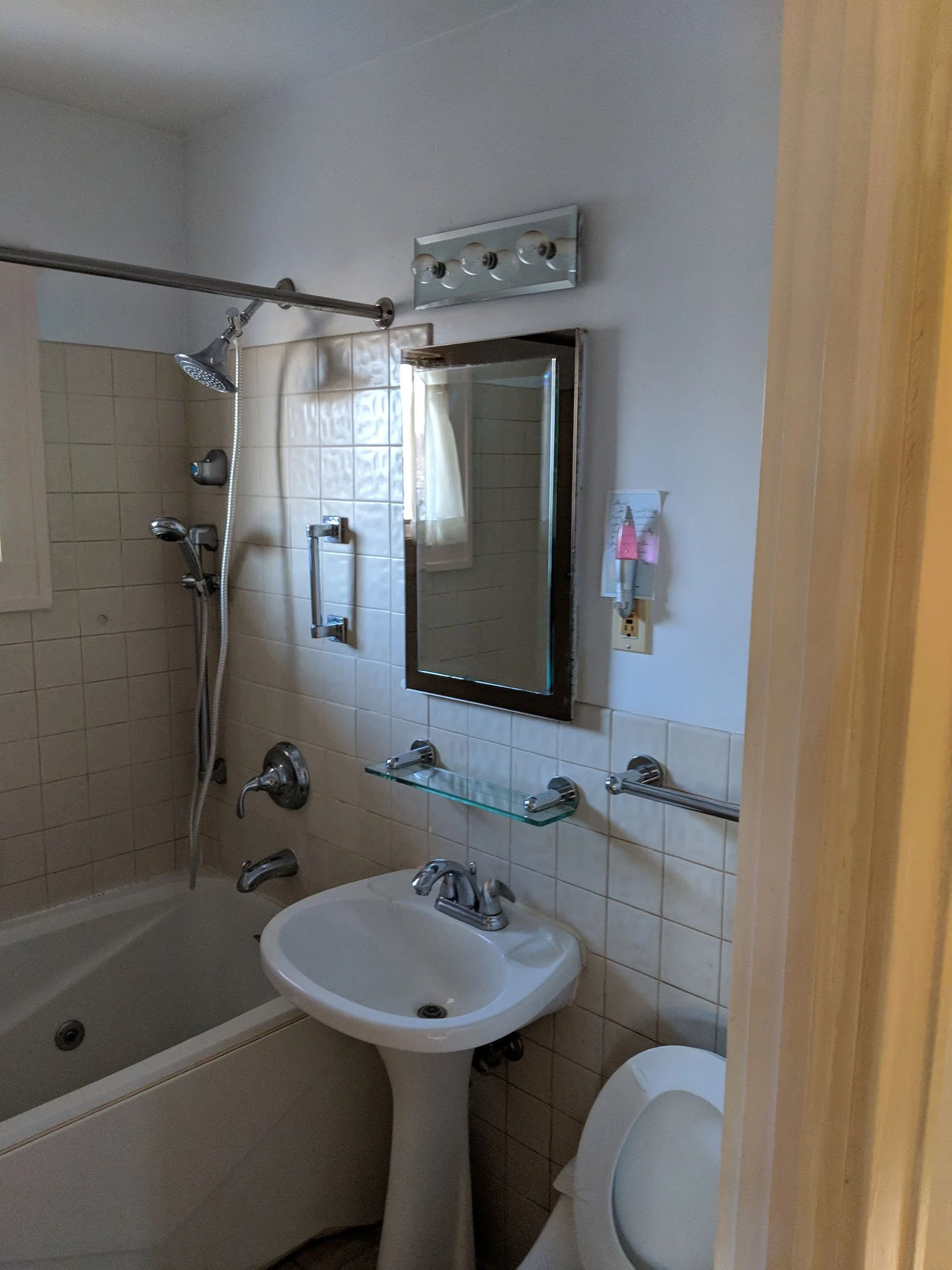 Bathroom - BEFORE.jpg