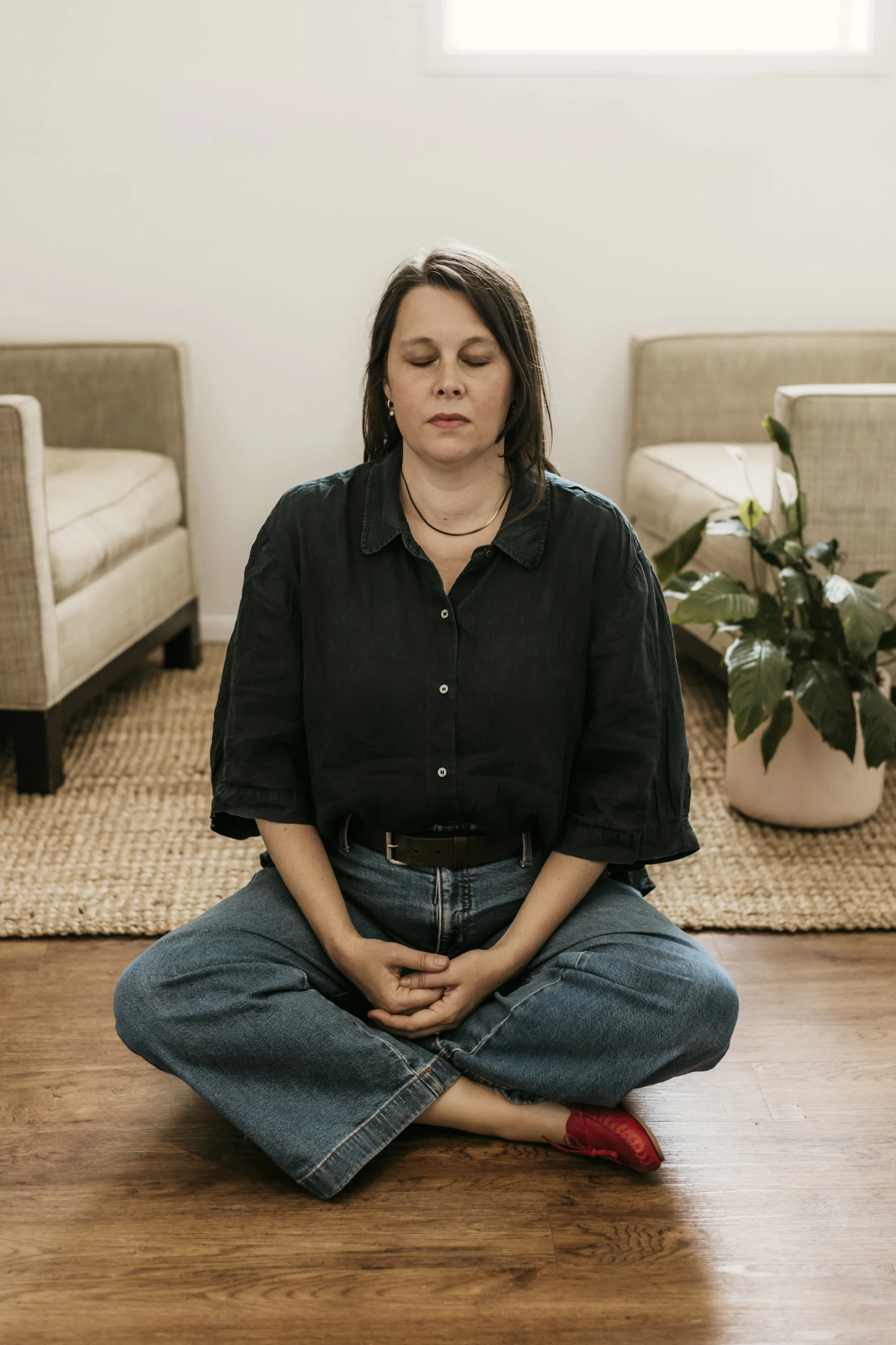 “Are We Okay?" — Why Anxious Attachment Makes You a Semi Stalker