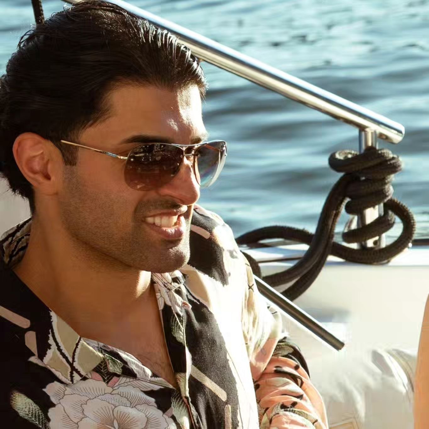 Imagine sipping fine wine with friends, surrounded by the stunning Vancouver coastline and the serene waters. 🍷⛵️

Make this dream a reality with our exclusive partnership with @wineonthewateryvr

Add this timeless experience to your charter for onl