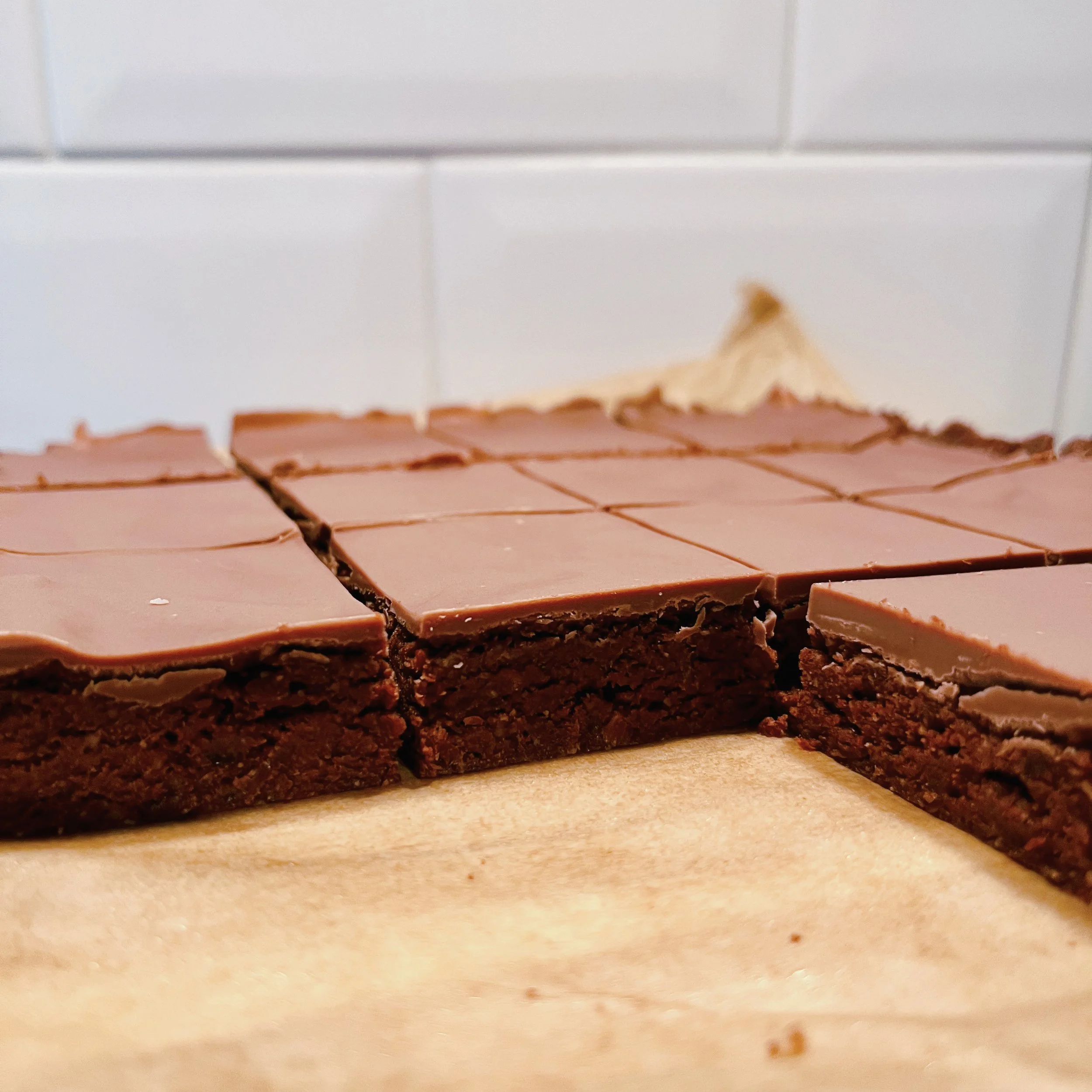 Nut Fudge Slice