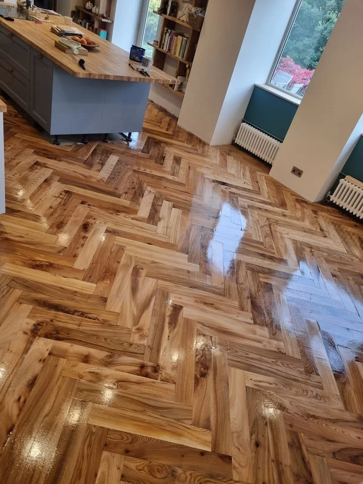 Herringbone Elm Floor.jpg