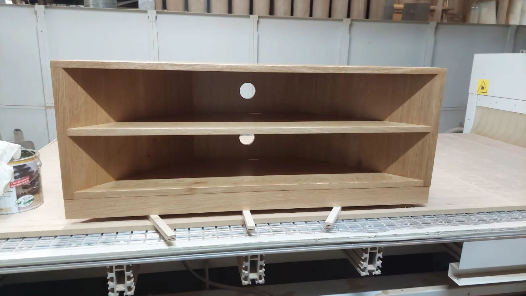 Oak corner TV Stand5.jpg
