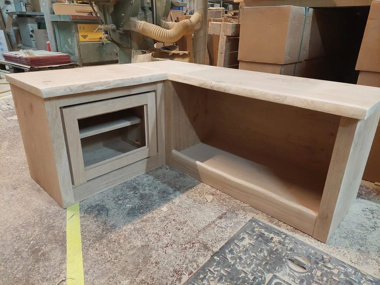 Oak corner TV Stand.jpg