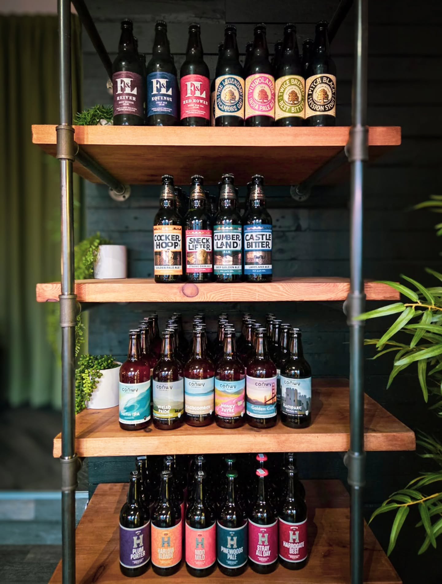 Real ale lovers will be happy to hear that we dont just stock craft beer!

in fact over the coming weeks we're steadily growing our range of bottled real ales, curated to give a good mix of local favourites and UK breweries you might not expect. 

Al