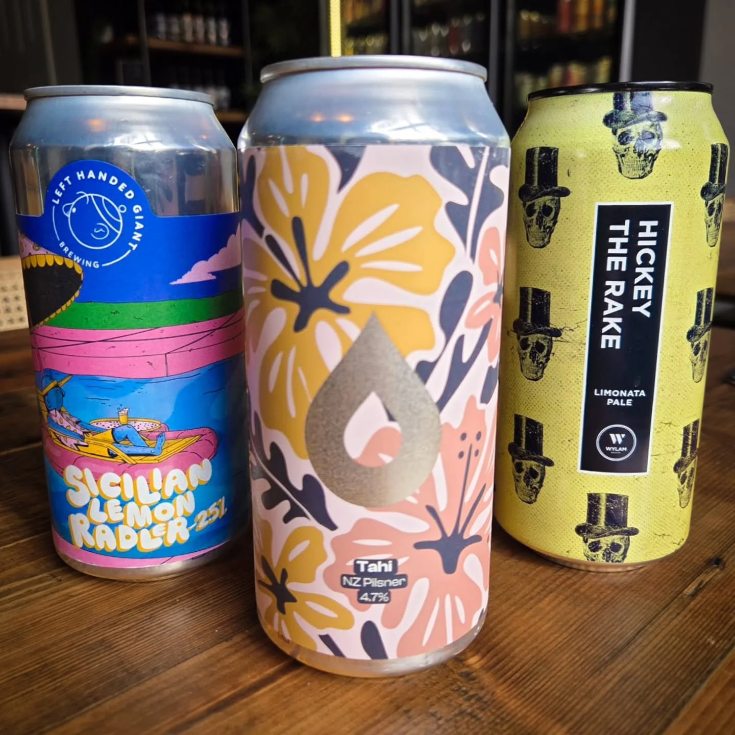 Sarah's Beers of the Week:

A mix of beers in celebration of the slightly warmer weather and the return of that big ball of light in the sky.

1. Polly's Brew Co - Tahi - NZ Pilsner 4.7%: a refreshing and sessionable pilsner packed with citrusy New Z