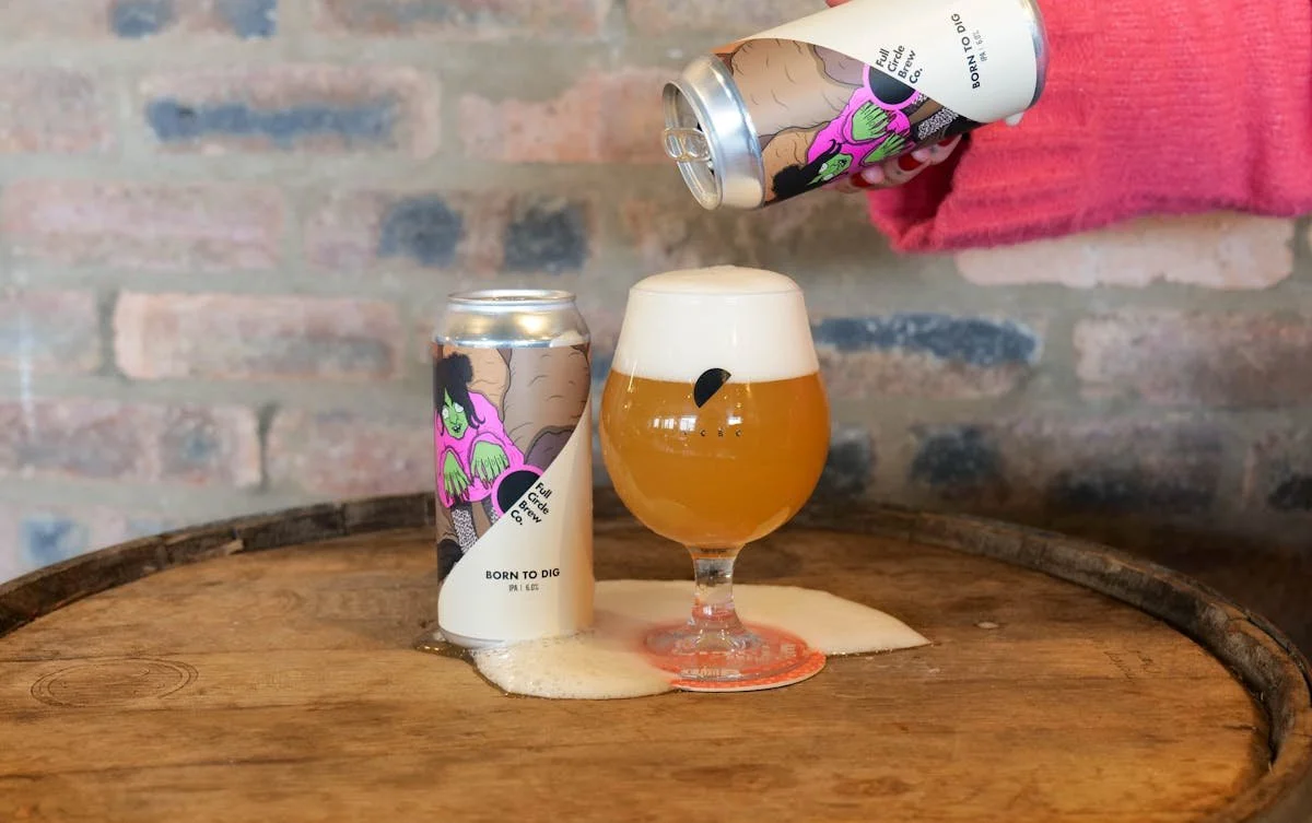 Full Circle - Born To Dig IPA // 6%