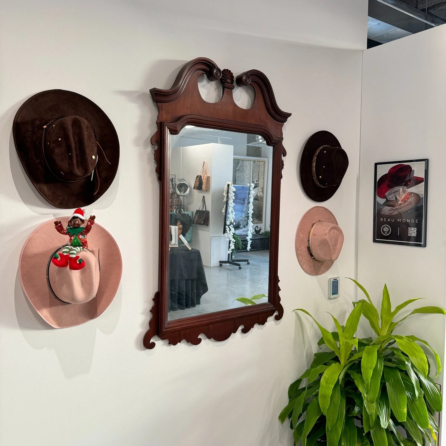 Over the course of Ash&eacute; Holiday Market, Elf on the Shelf highlights the participating artists and their contributions available for purchase at the Community Artists' Collective!

Dennis Sullivan, also known as &ldquo;Snipes,&rdquo; Founder, D