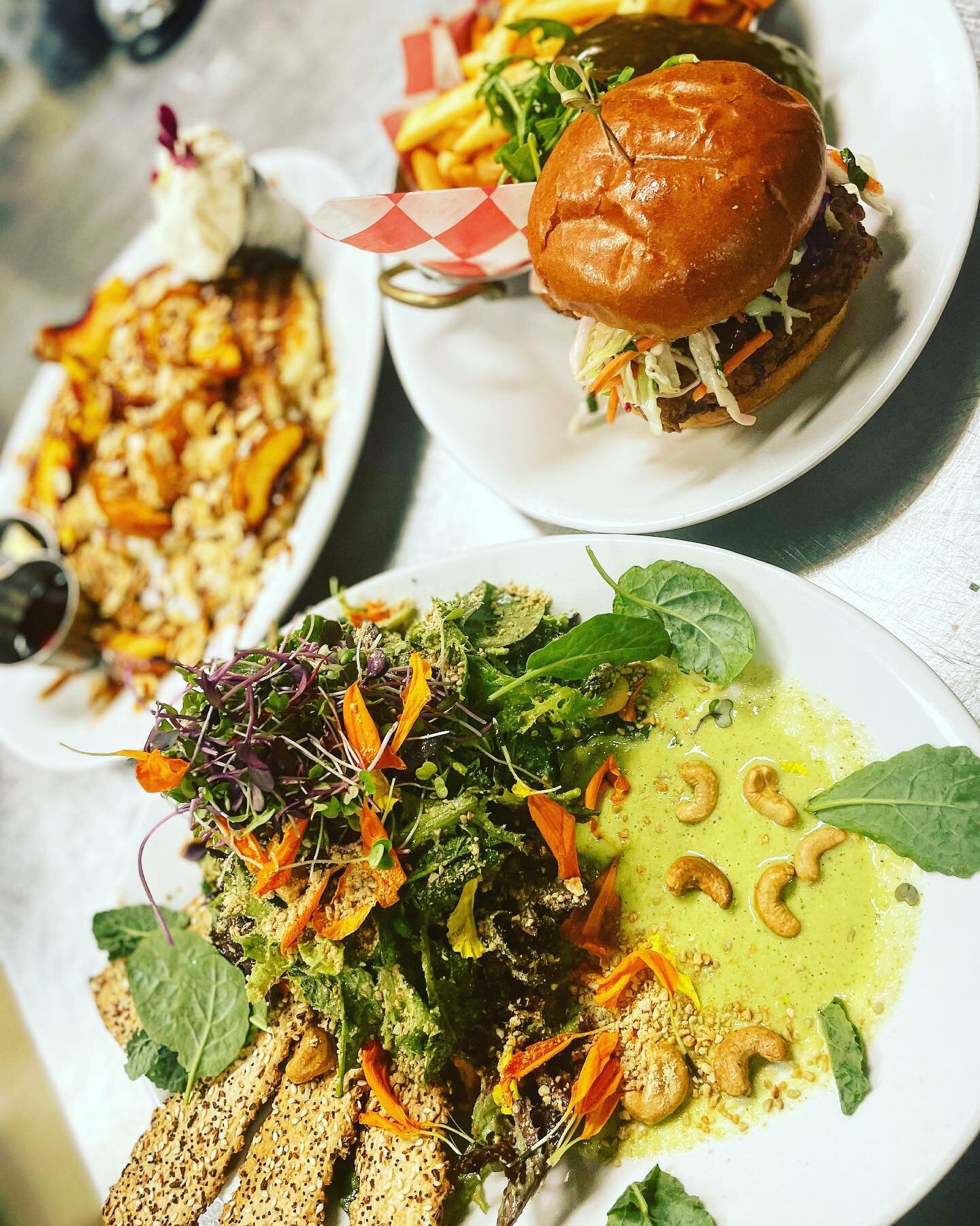 There&rsquo;s something for everyone in our kitchen this weekend! Come@and join us this and every week from Friday to Sunday 9am-2pm for fantastic brunch for everyone! From our vegan goddess salad to the spicy chili chicken sandwich, and the seasonal