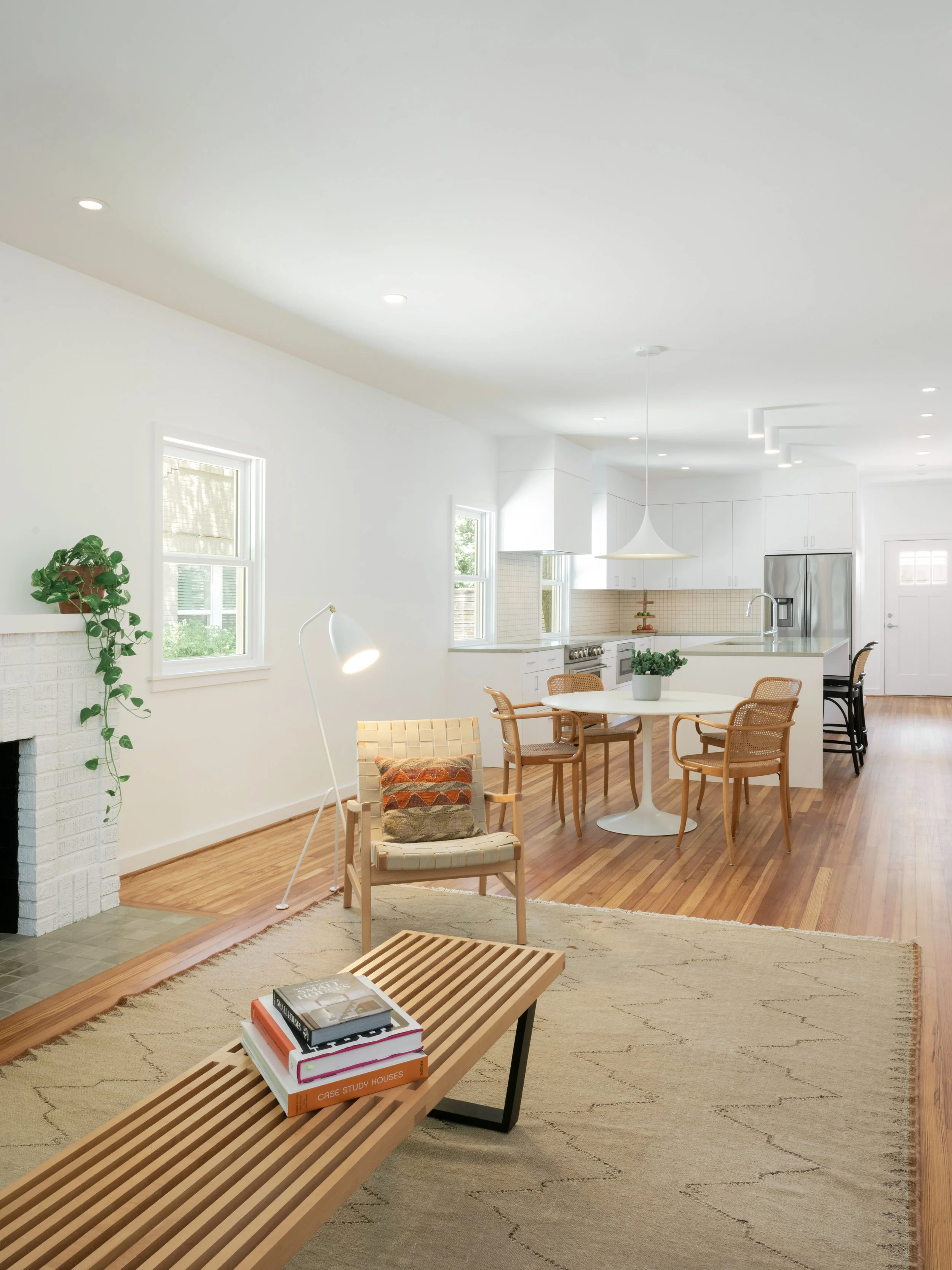 Brett Zamore Menil Residence - For Print-20.jpg