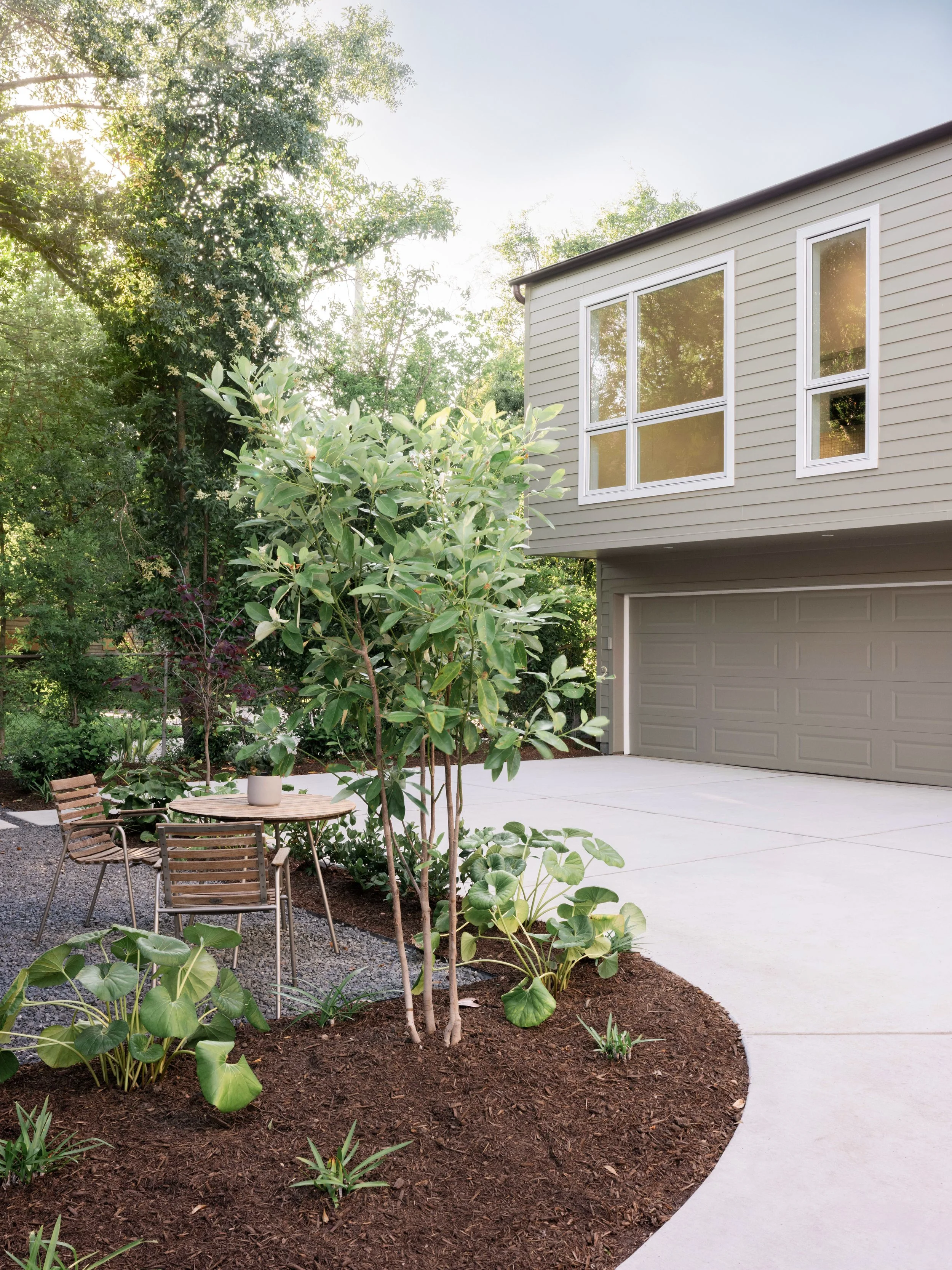 Brett Zamore Menil Residence - For Print-13.jpg