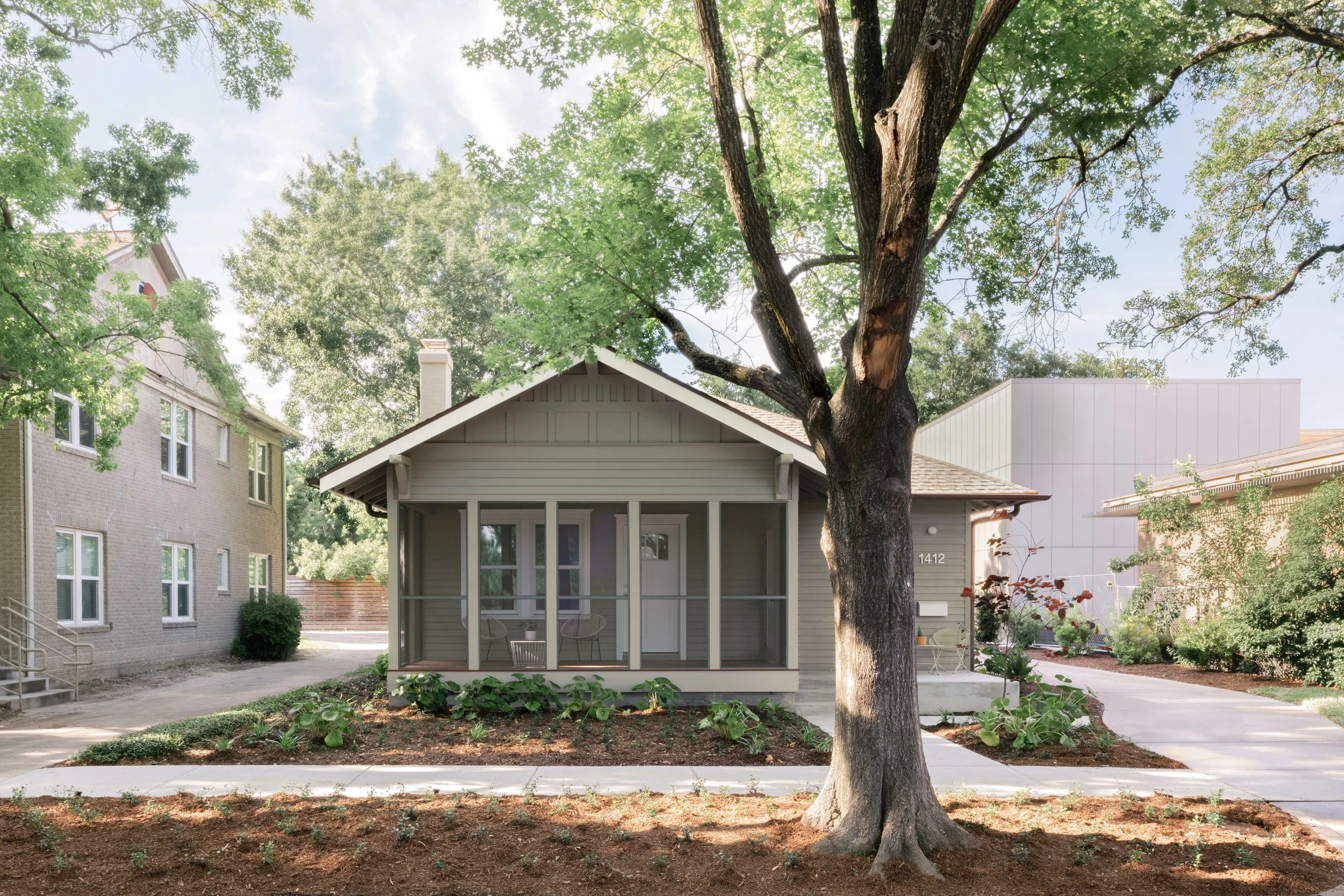 Brett Zamore Menil Residence - For Print-5.jpg