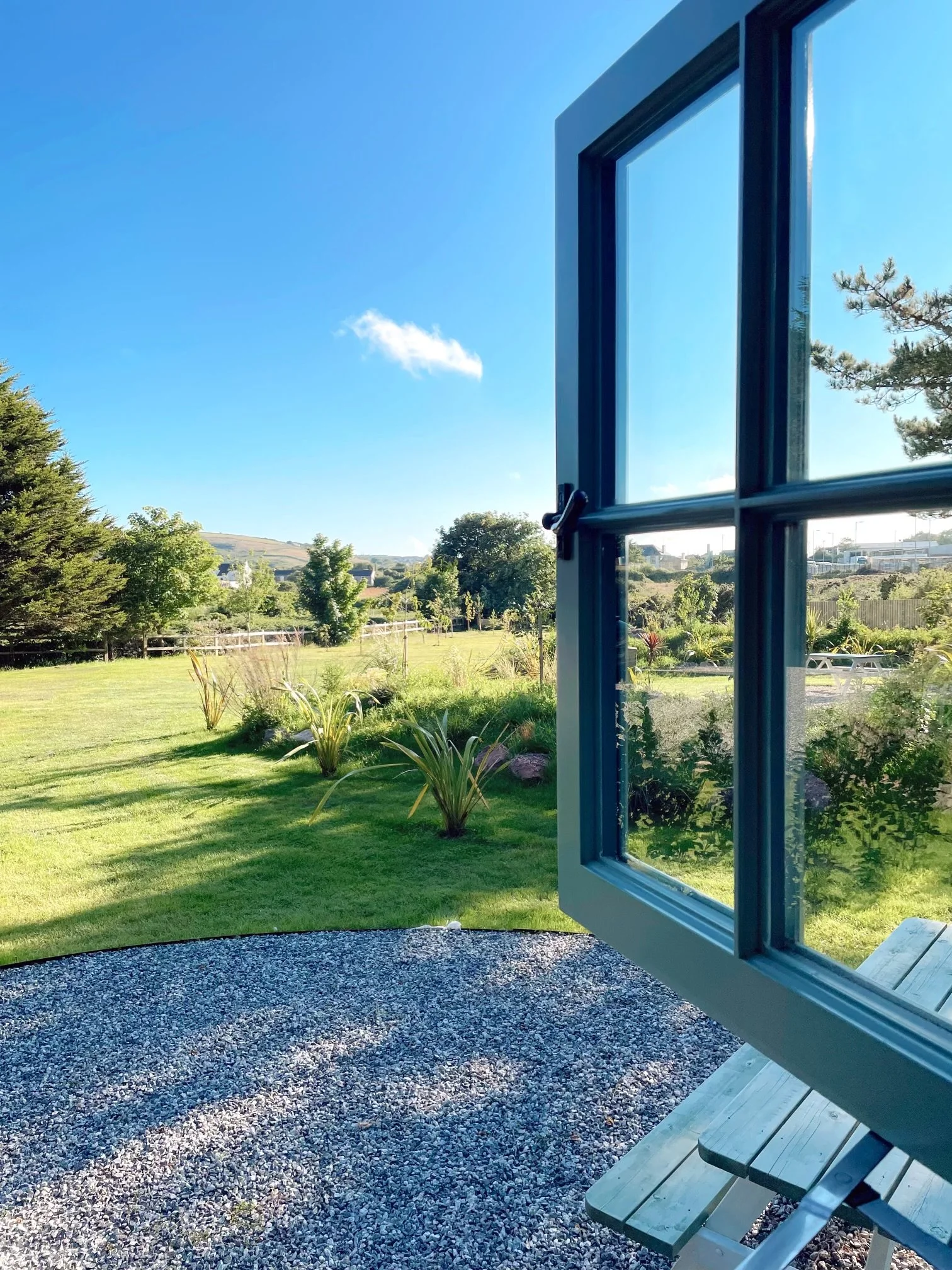 Fresh air and a warm breeze.JPG