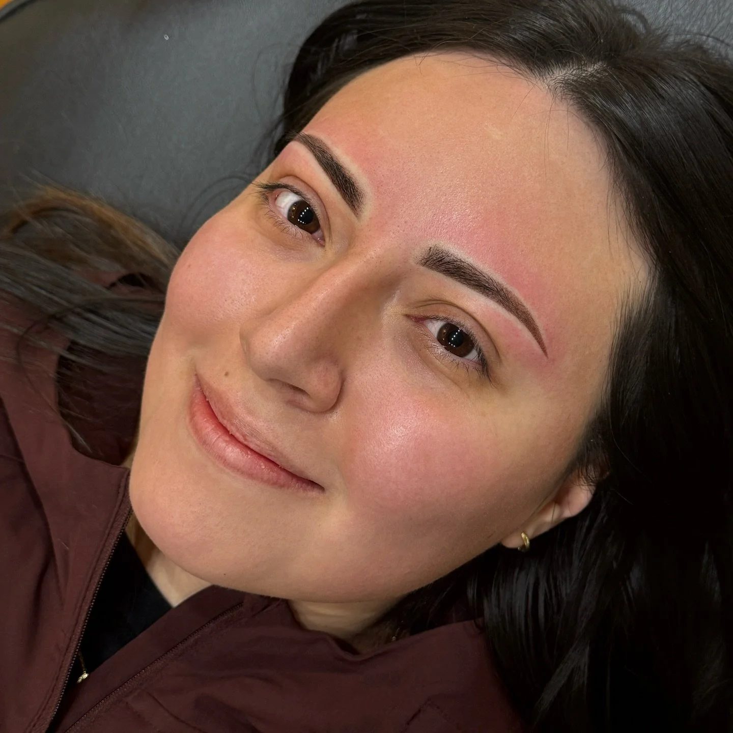 Some pretty brows I&rsquo;ve never posted 🥰🫧

Products used:
&bull; ALL PIGMENTS @lipigmentsglobal @girlzinkstudio 
&bull; Ultra Duration throughout the service - this also creates the white halo around the brows for photos ⚪️

You can use the link