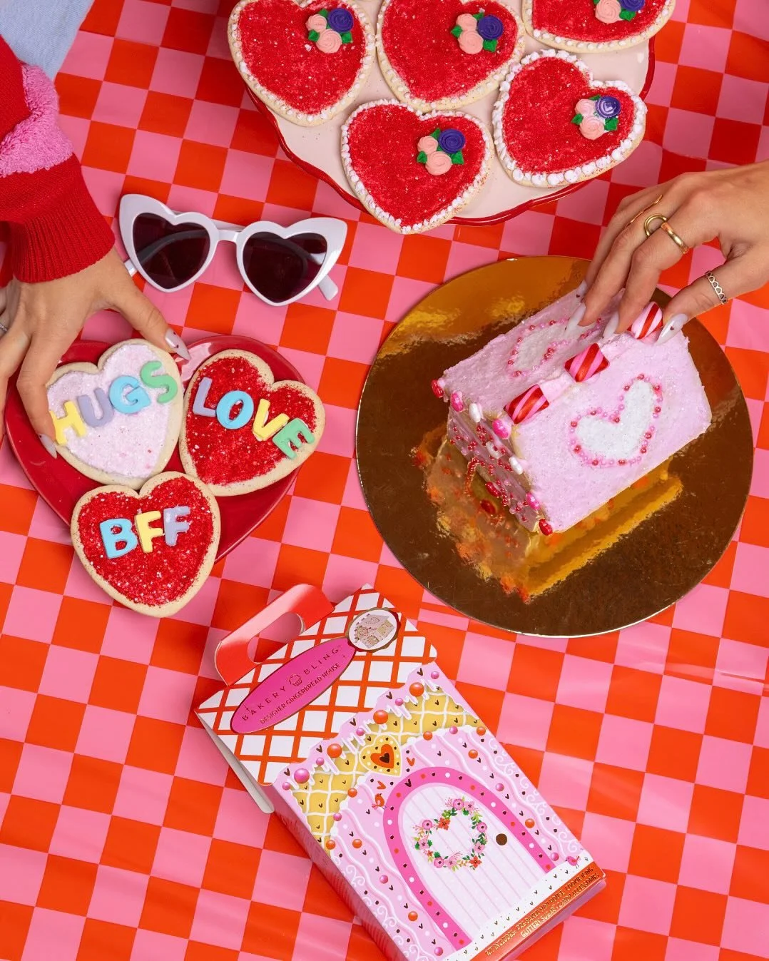 Valentine&rsquo;s Day Never Looked So Sweet! 💕🍪

When @bakerybling asked us to bring the sparkle to their Valentine&rsquo;s Day Designer Decorated Cookies, we got right to work! From moodboarding to prop shopping, and designing a stylized shoot, th