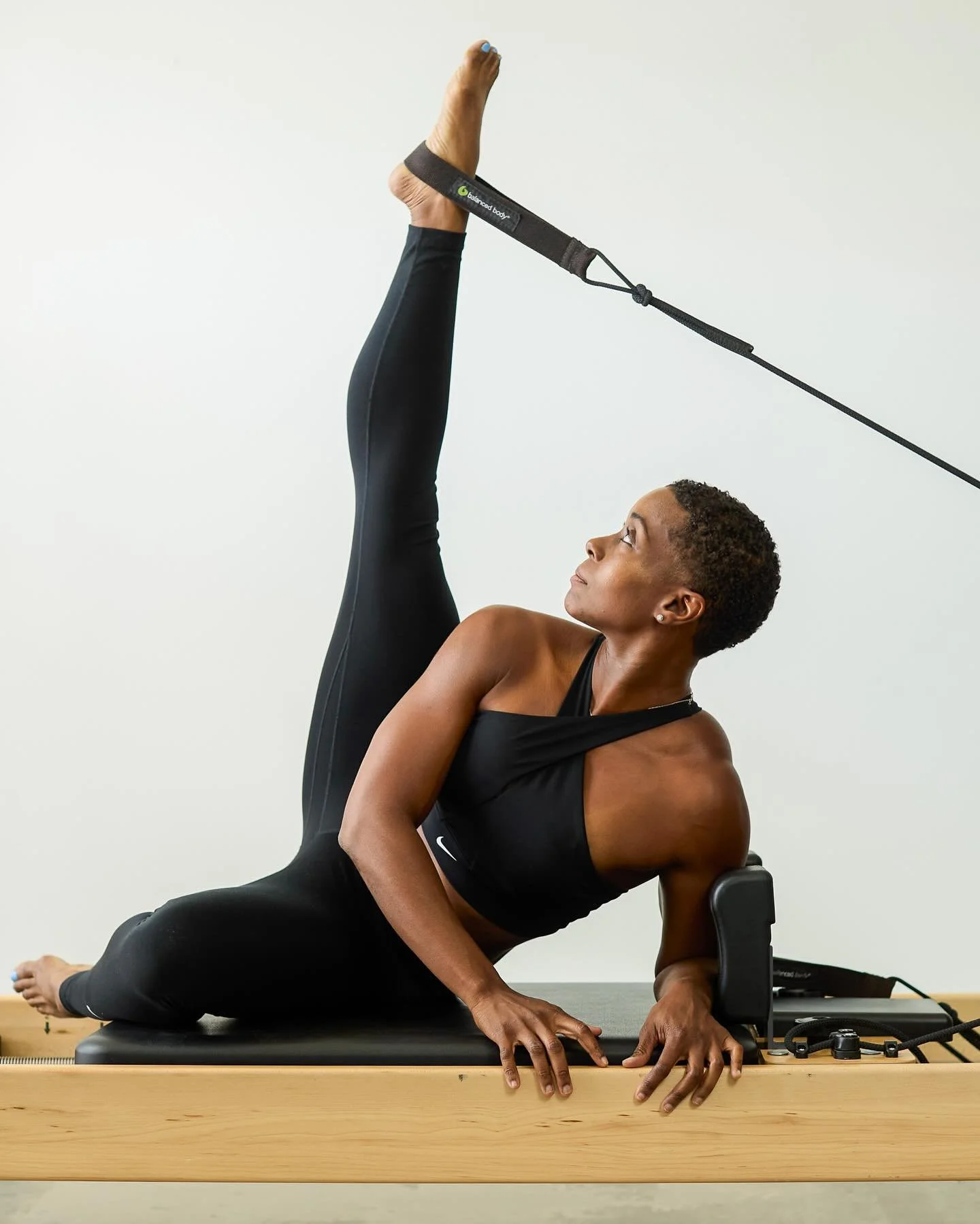 First impressions are everything, and we were thrilled to partner with Pilates Collective ✨ @thepilatescollectiveok ✨ to capture the launch and branding for their new studio at @makereadymarket! Devon envisioned a balance of black and white, with jus