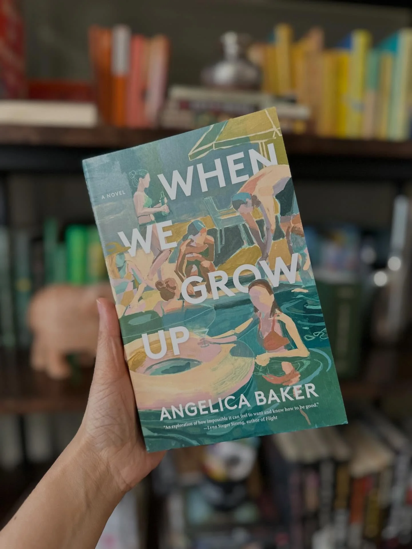Can&rsquo;t stop staring at this beautiful cover&hellip; happy paperback launch day @skepticalagb! 🥳📚
.
.
.
.
.
.
.
#angelicabaker #whenwegrowupbook #fictionbooks #paperbackbooks #friendshipstories