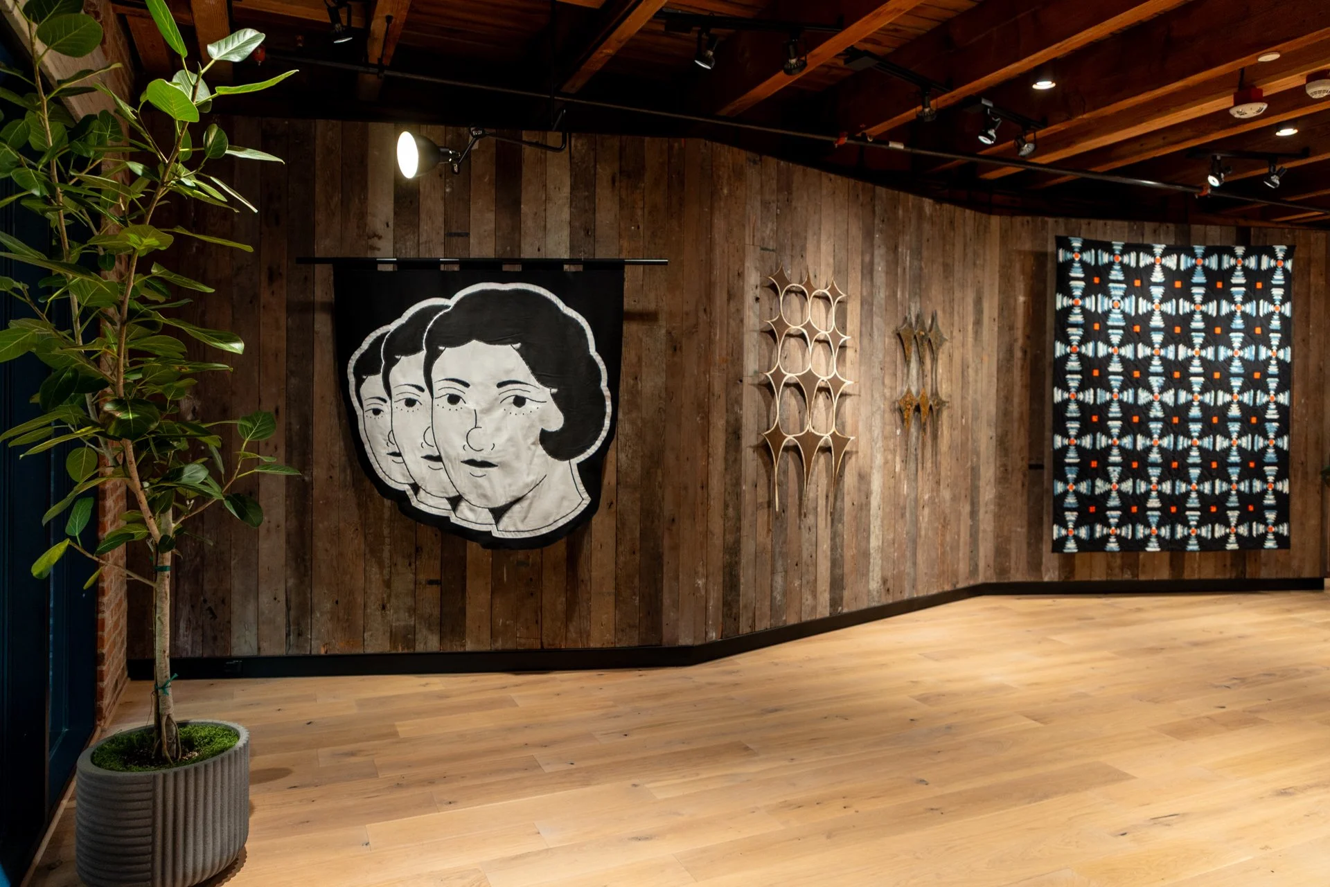 RailSpur Studios_FFTT_L3_Hatchet-36 2.JPEG