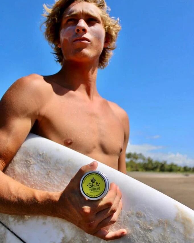 The legit frother 🏄 @grayson_conville #surf #healthylifestyle #ecofriendly #supportlocal #traveladdict #costarica
