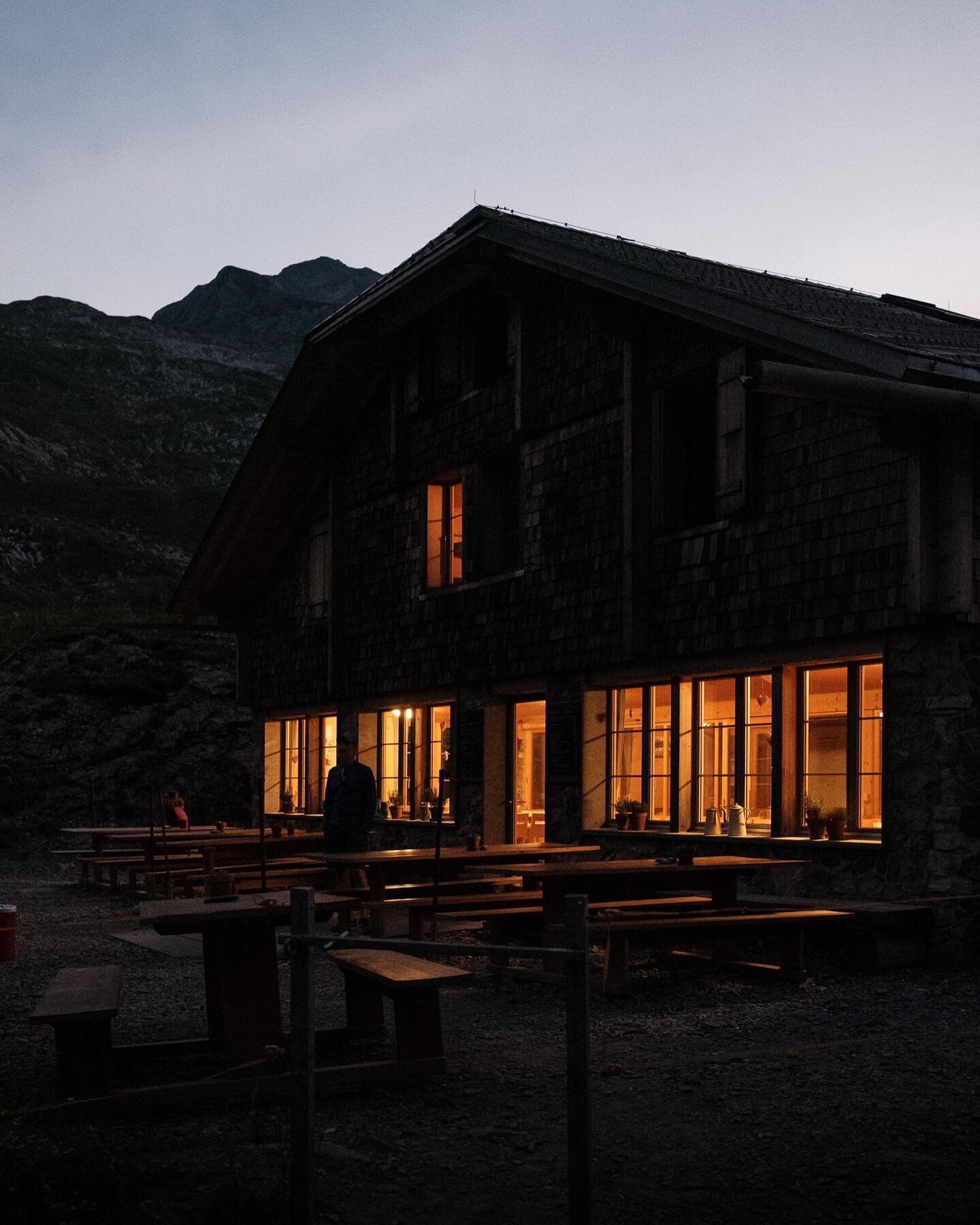 A few shots from a night in the mountains above Gstaad @geltenhuette 
A great hike in, colourful skies, a dramatic high valley with grazing yak &amp; cosy beds. Hands down one of my favourite places to sleep in comfort in the mountains.
⠀⠀⠀⠀⠀⠀⠀⠀⠀
Hav