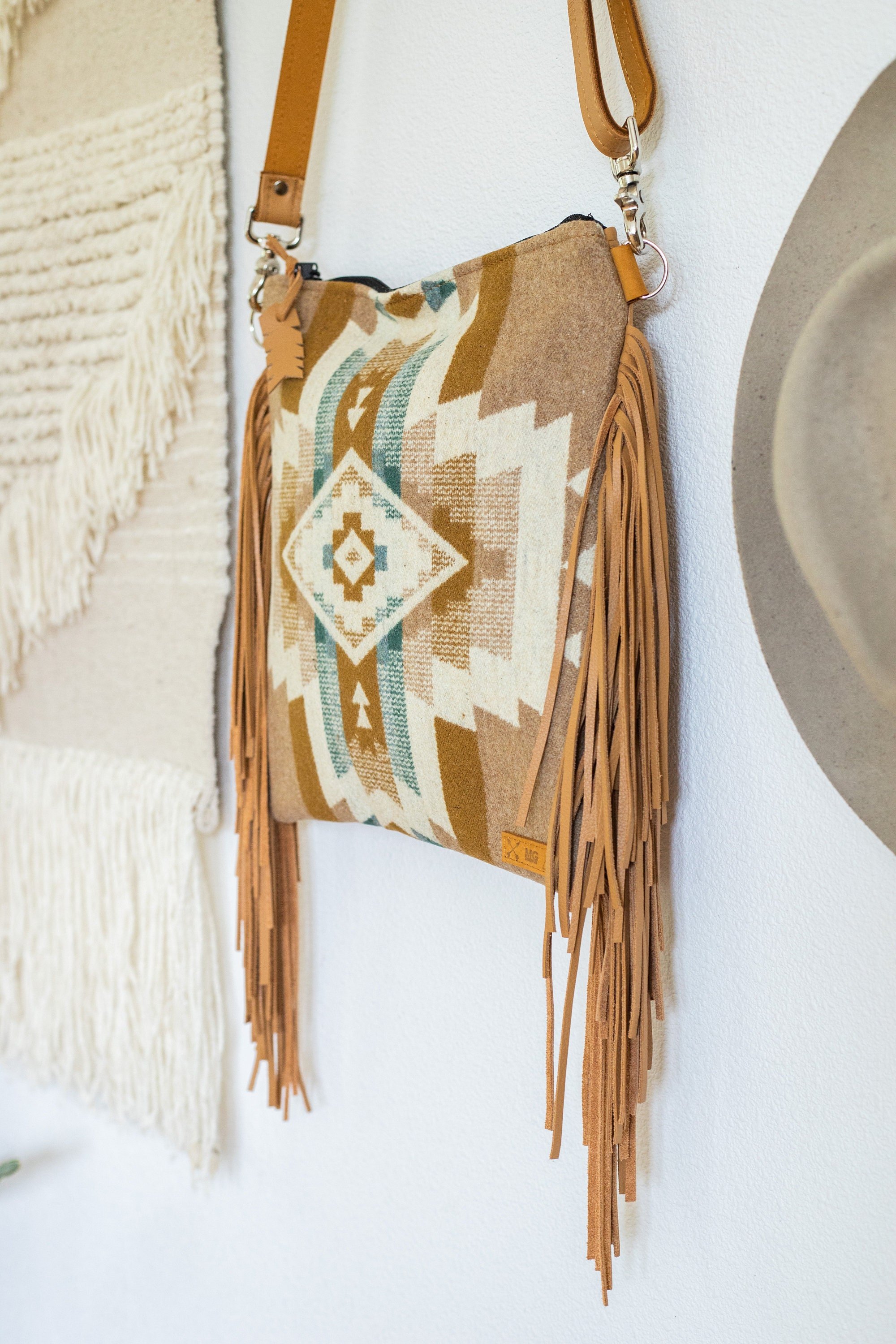 https://i.etsystatic.com/7688207/r/il/016ddc/3879121150/il_fullxfull.3879121150_gxby.jpg