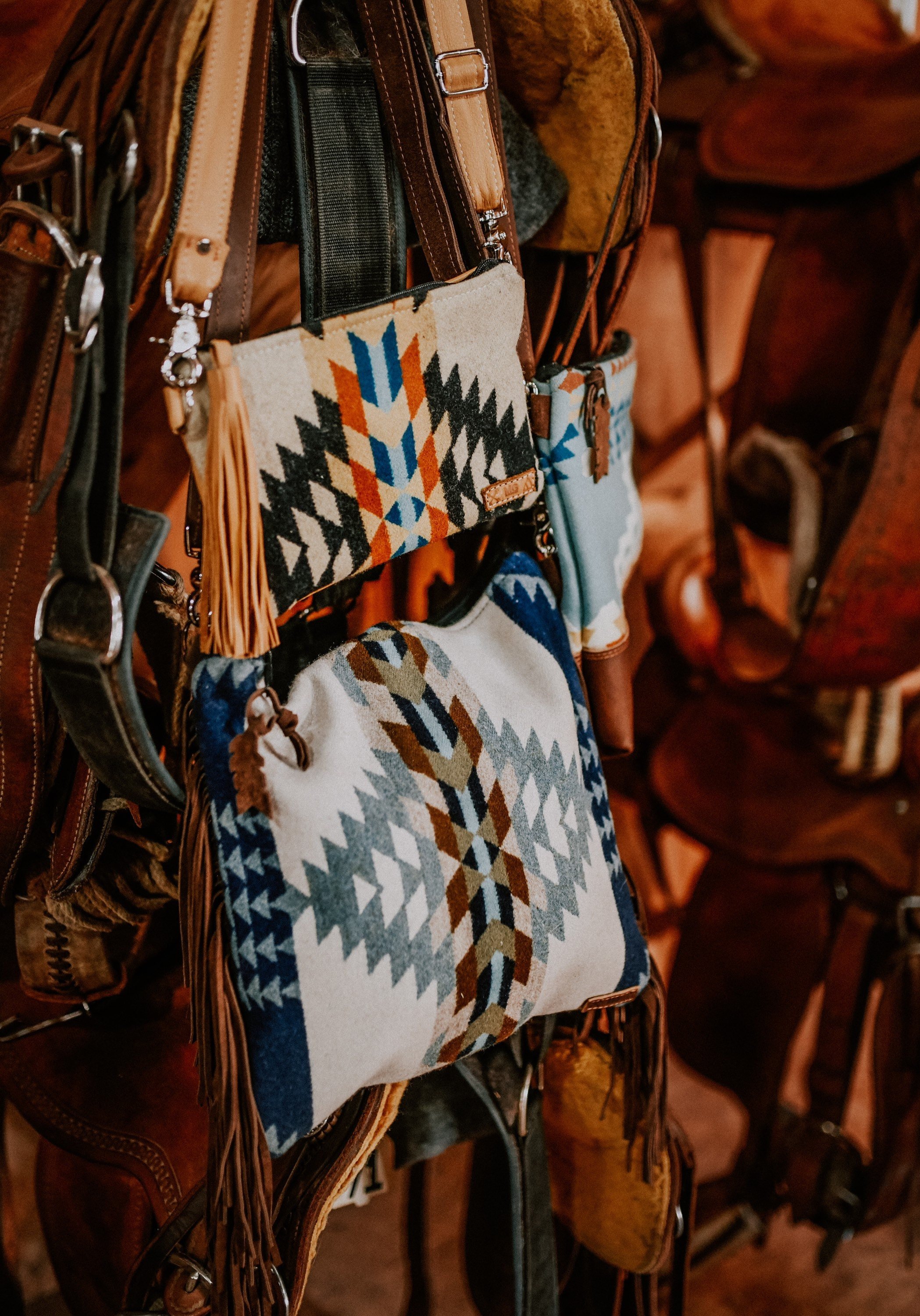 https://i.etsystatic.com/7688207/r/il/0434ca/3920764290/il_fullxfull.3920764290_t5bd.jpg