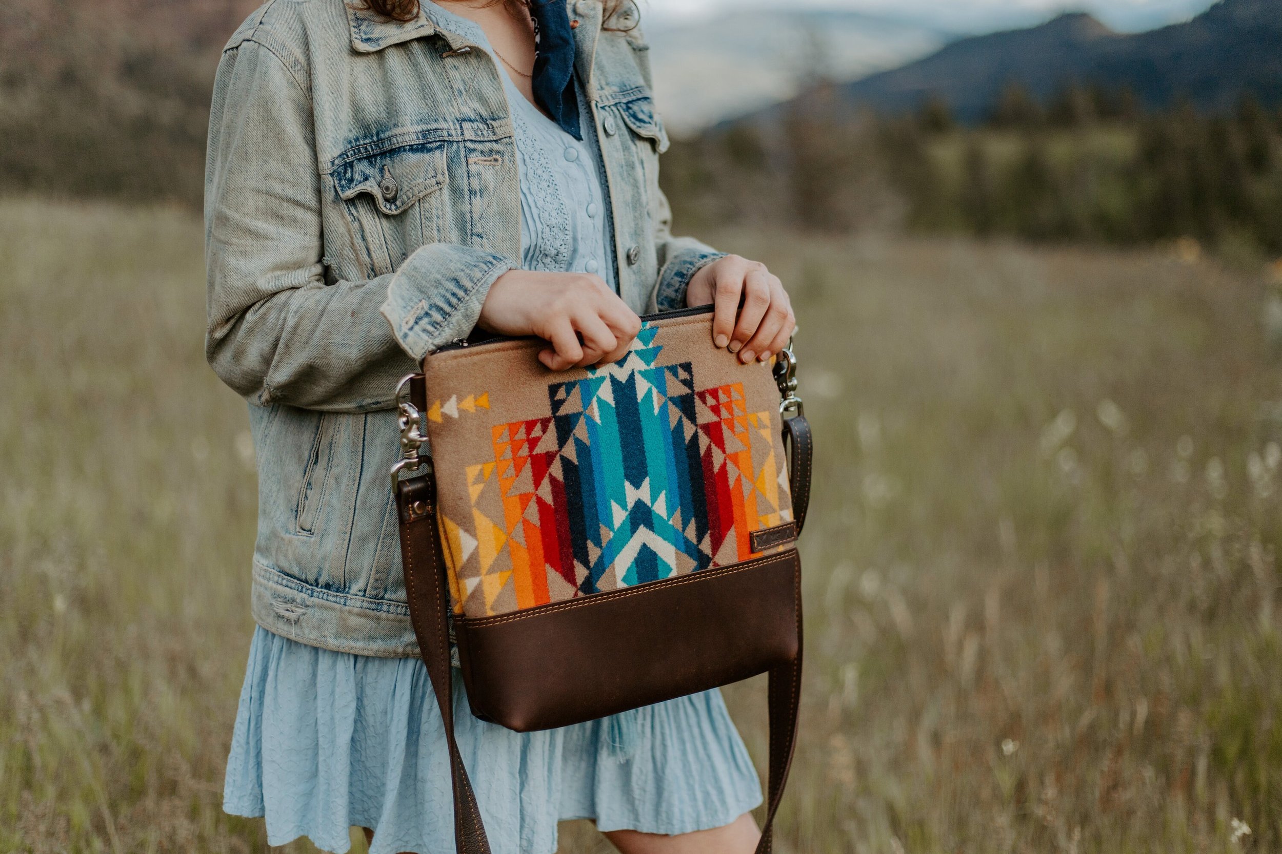 https://i.etsystatic.com/7688207/r/il/f5e35f/3909592302/il_fullxfull.3909592302_8oou.jpg